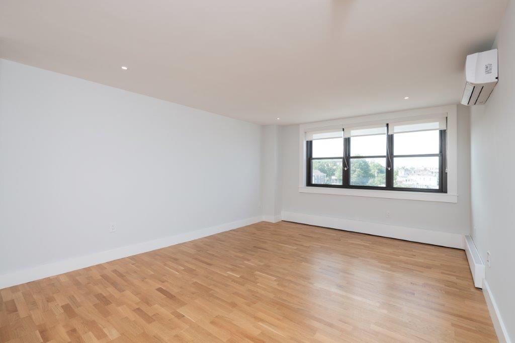 1410 Columbia Rd, South End