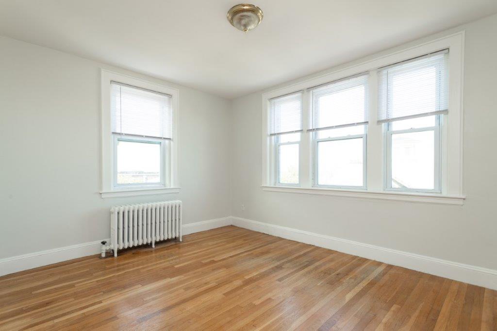 136 Highland Ave, Prospect Hill