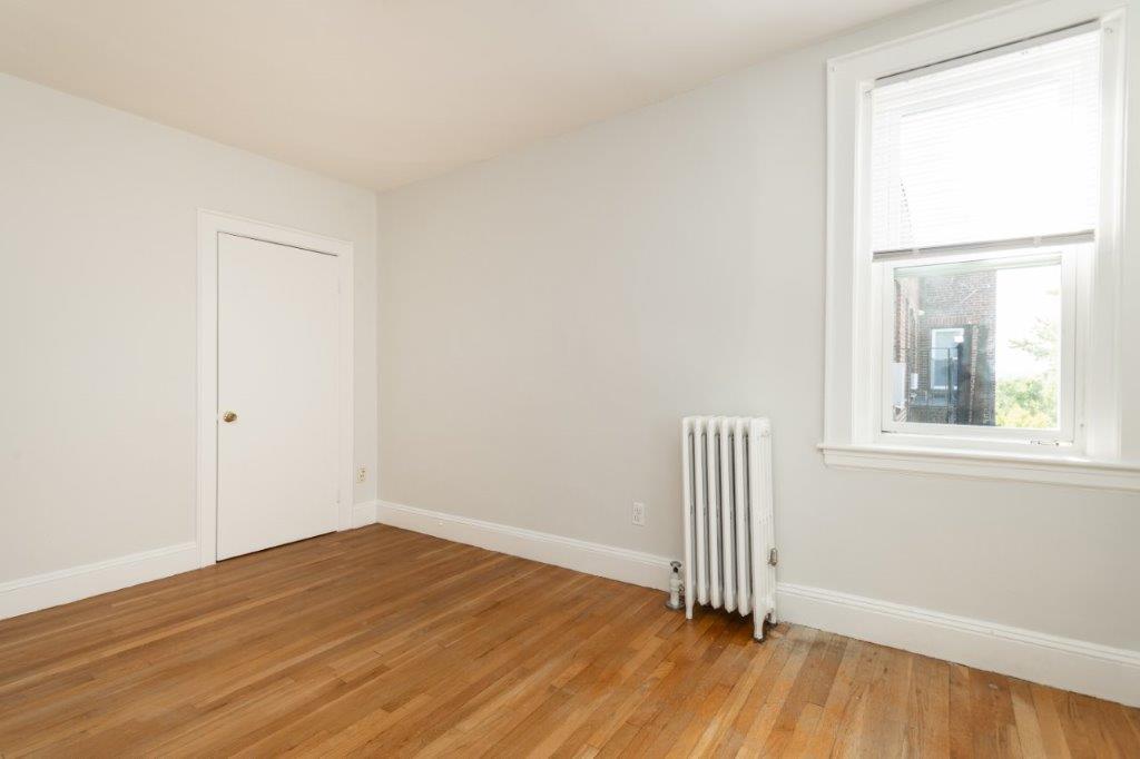 136 Highland Ave, Prospect Hill