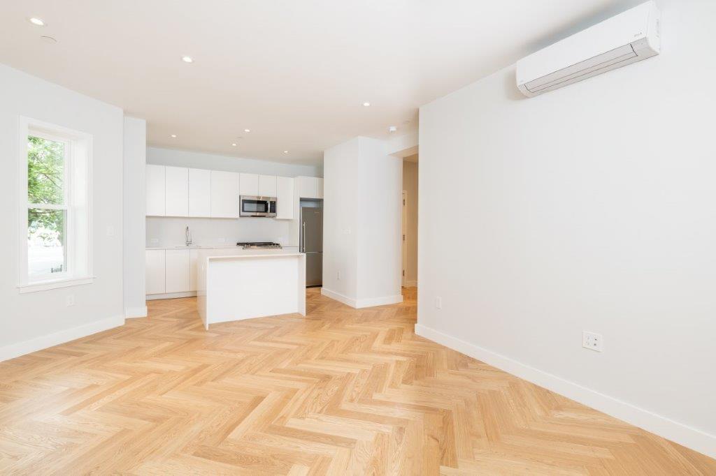 49 Worthington St, Mission Hill