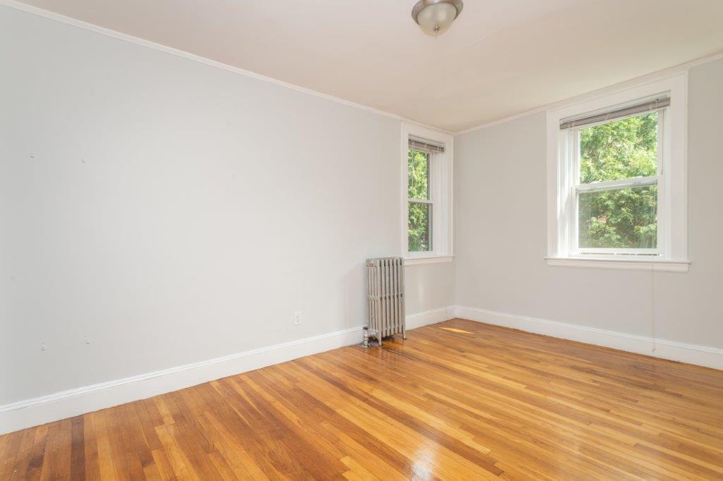 136 Highland Ave, Winter Hill