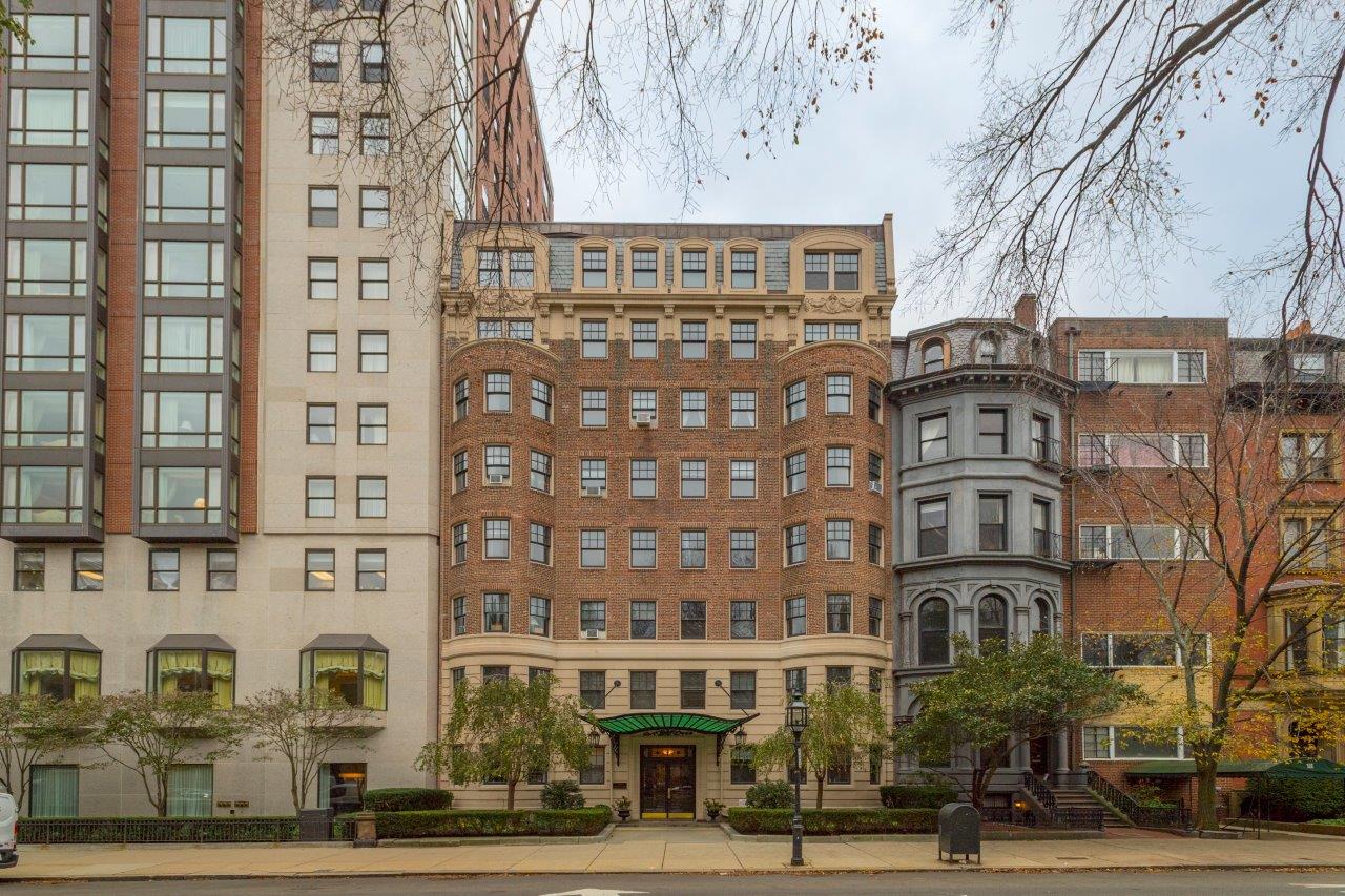Photos of apartment on Marlborough St.,Boston MA 02116