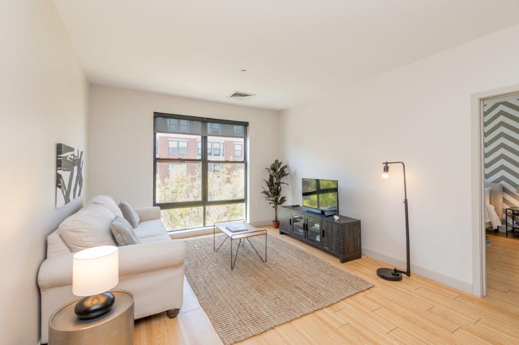 320 D St, South Boston