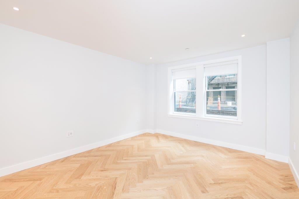 Photos of apartment on Commonwealth Ave.,Boston MA 02116