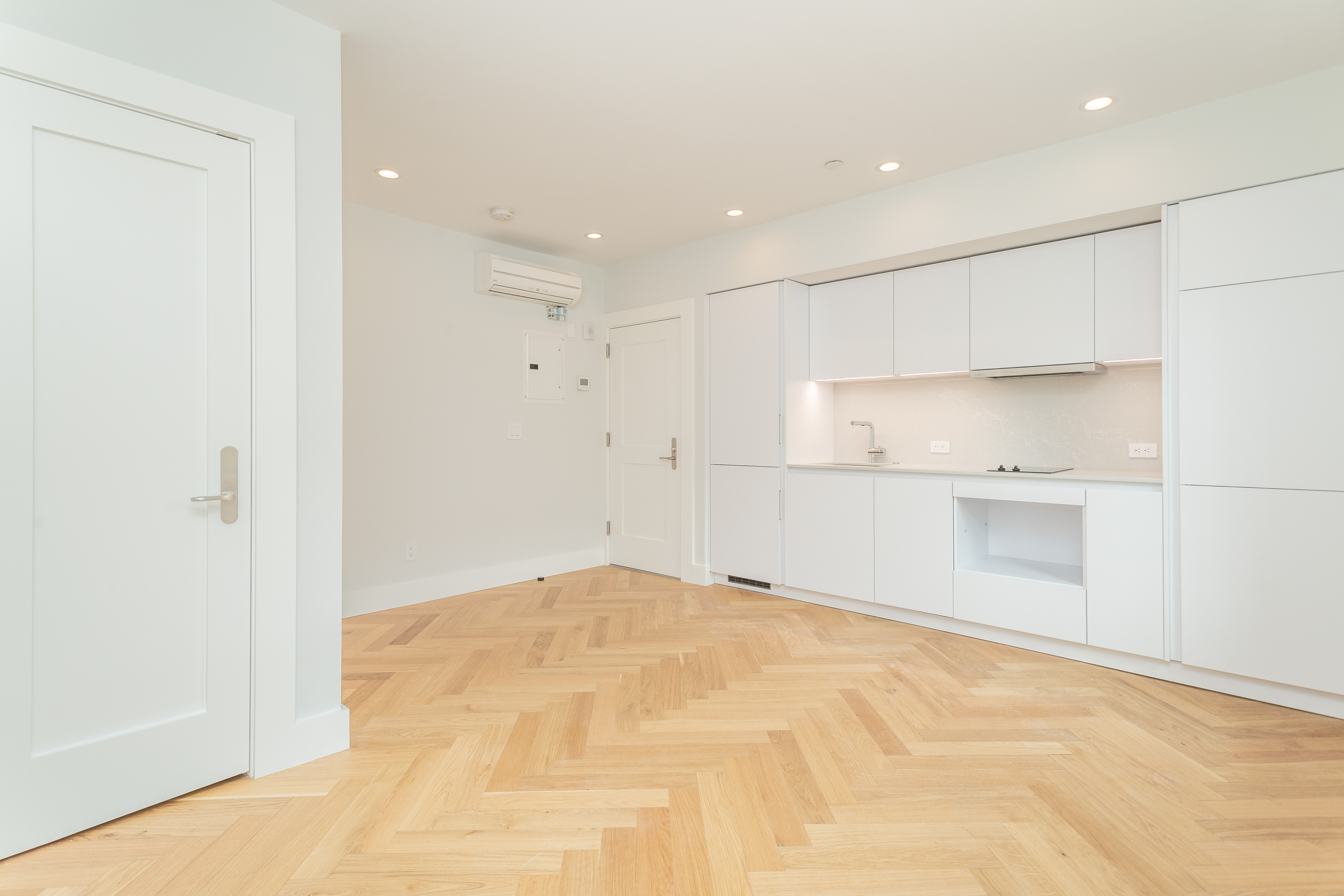 Photos of apartment on Massachusetts Ave.,Boston MA 02118