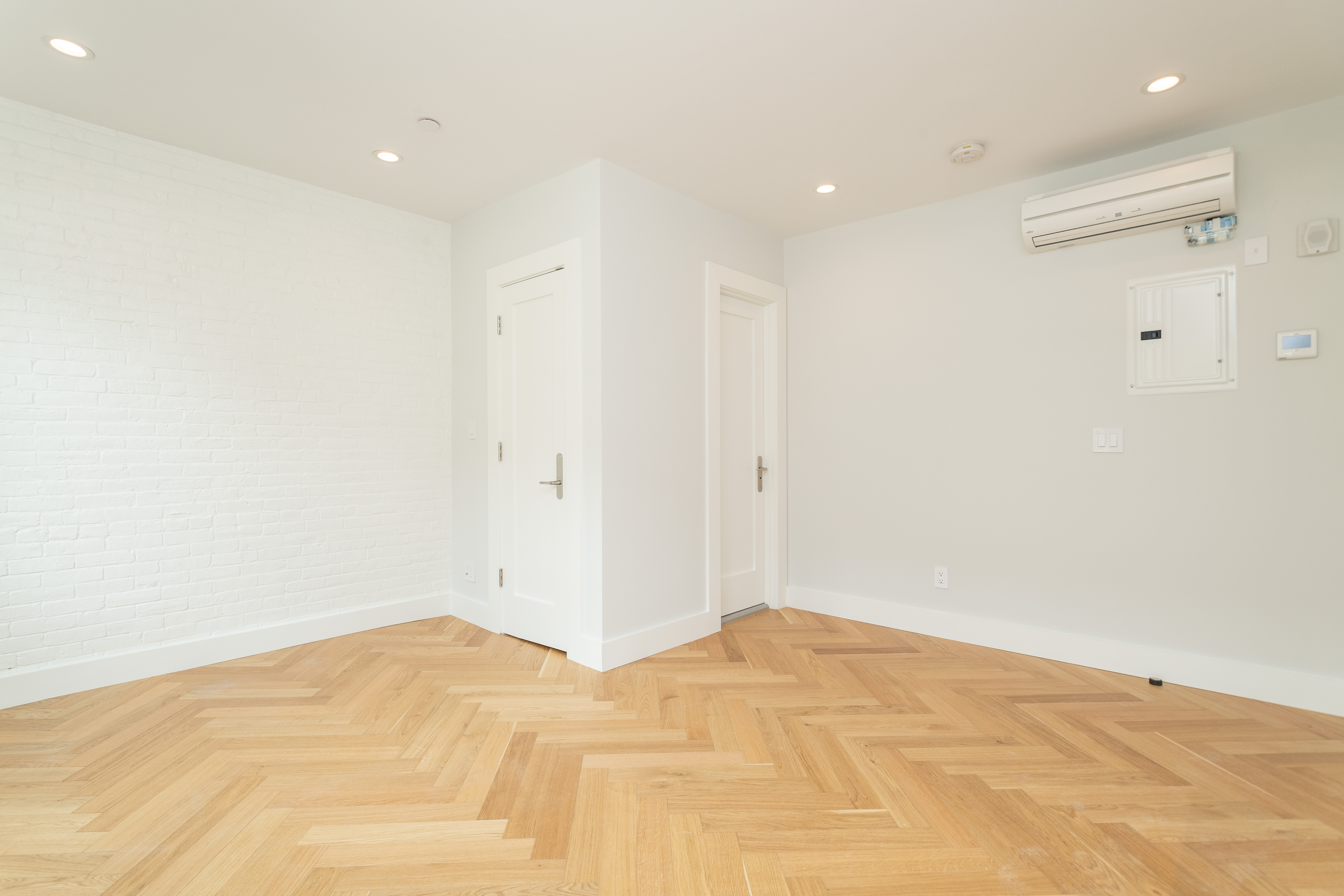 Photos of apartment on Massachusetts Ave.,Boston MA 02118