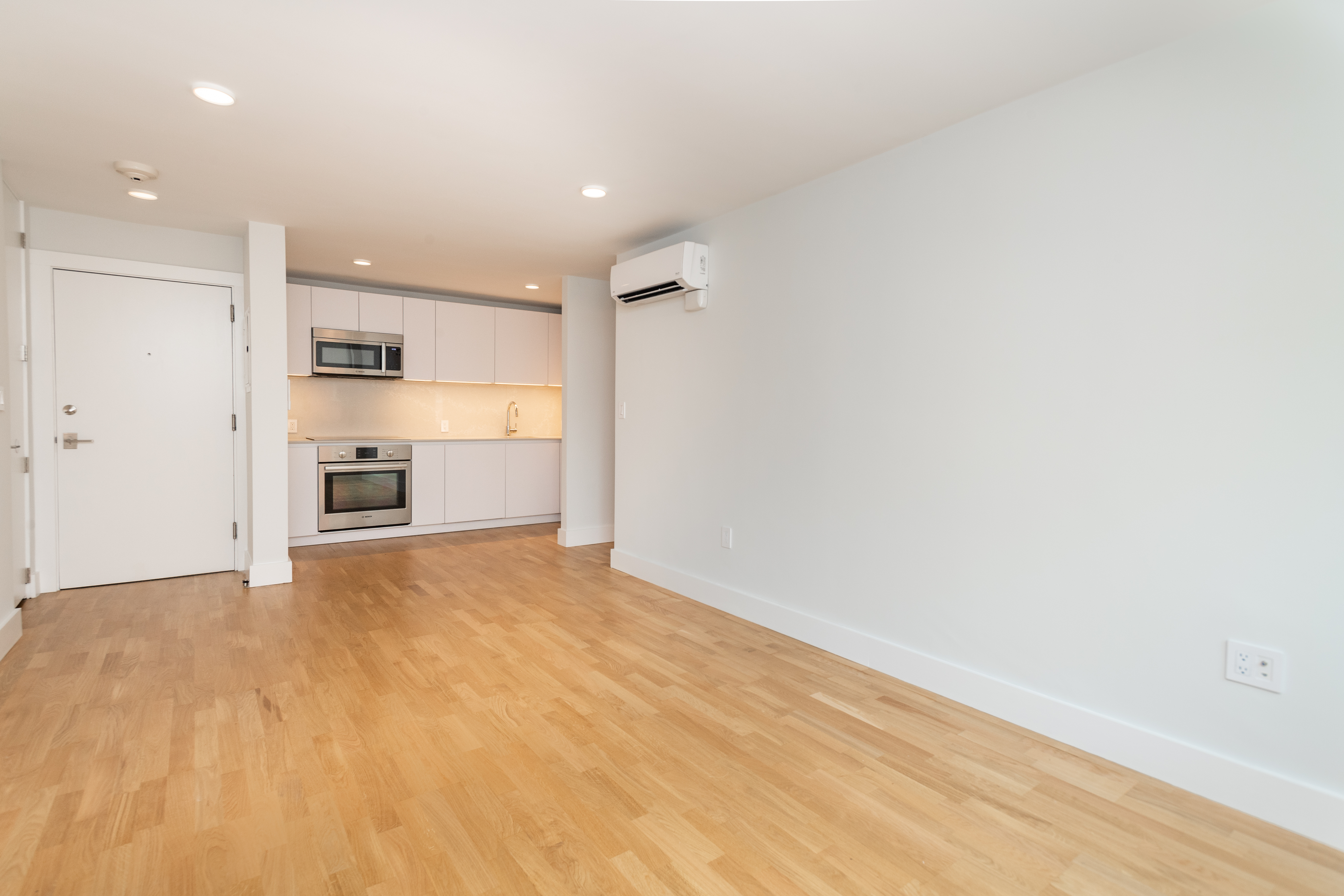 Photos of apartment on Harvard St.,Cambridge MA 02139