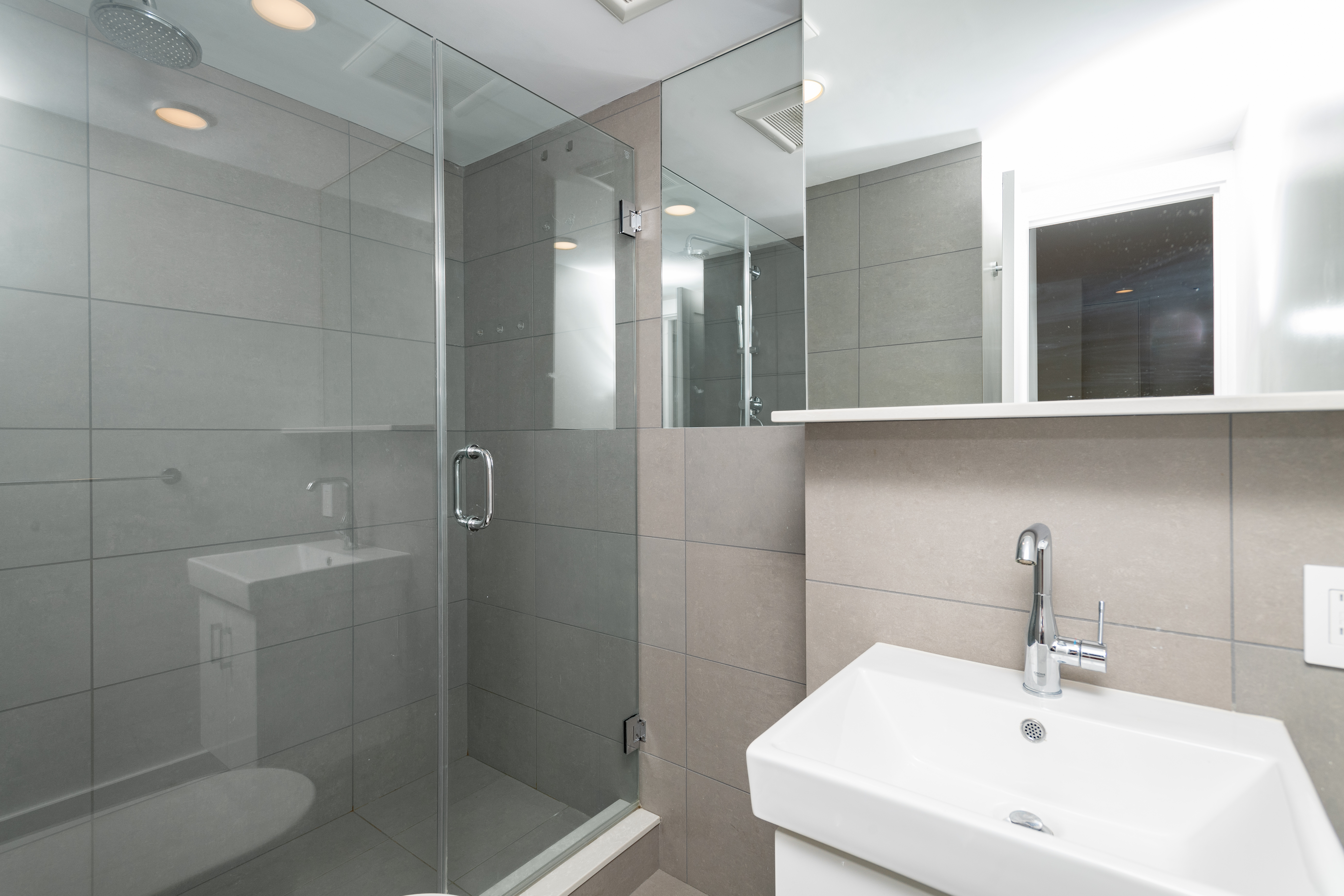 Photos of apartment on Harvard St.,Cambridge MA 02139