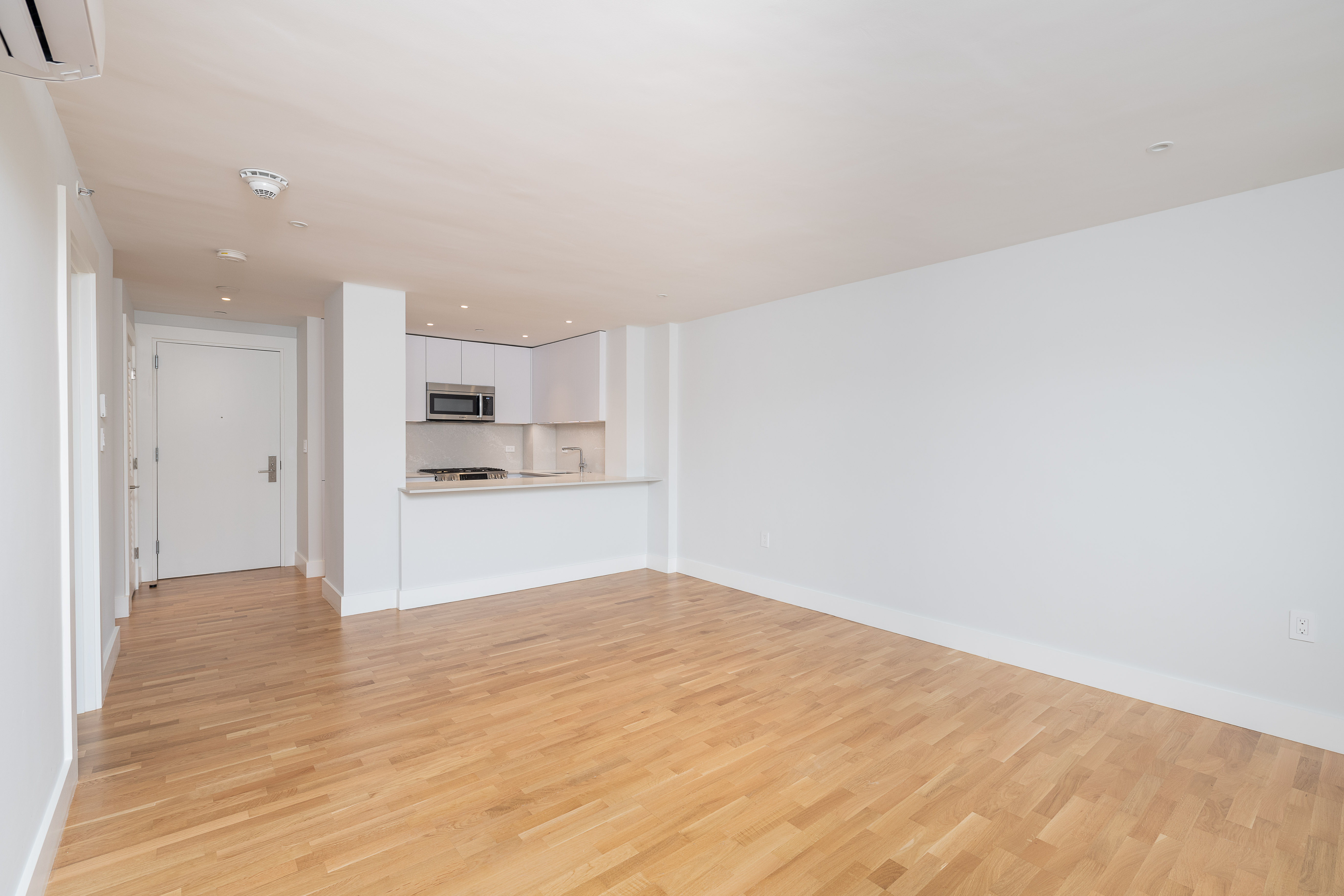 Photos of apartment on Columbia Rd.,Boston MA 02127