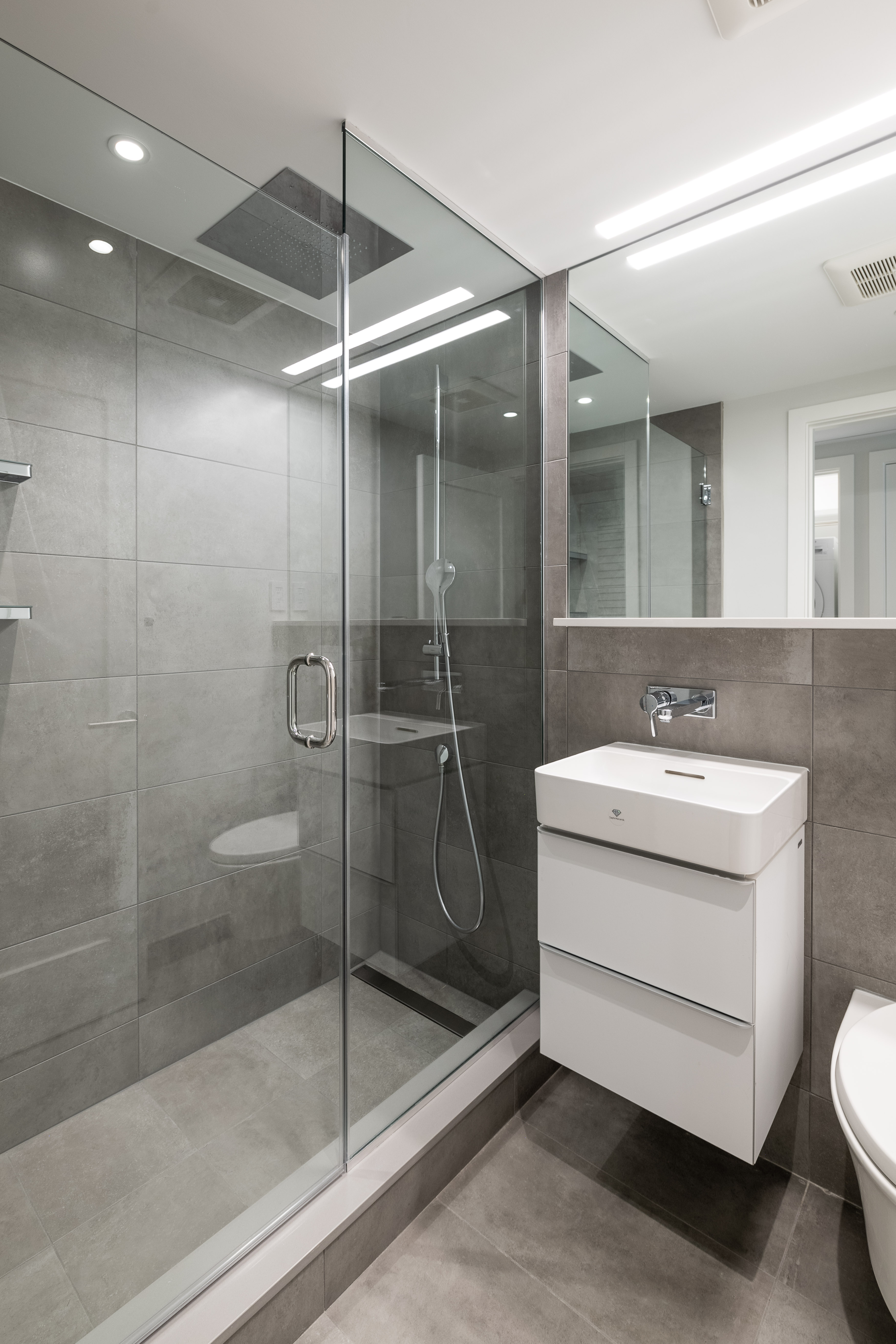 Photos of apartment on Commonwealth Ave.,Boston MA 02116