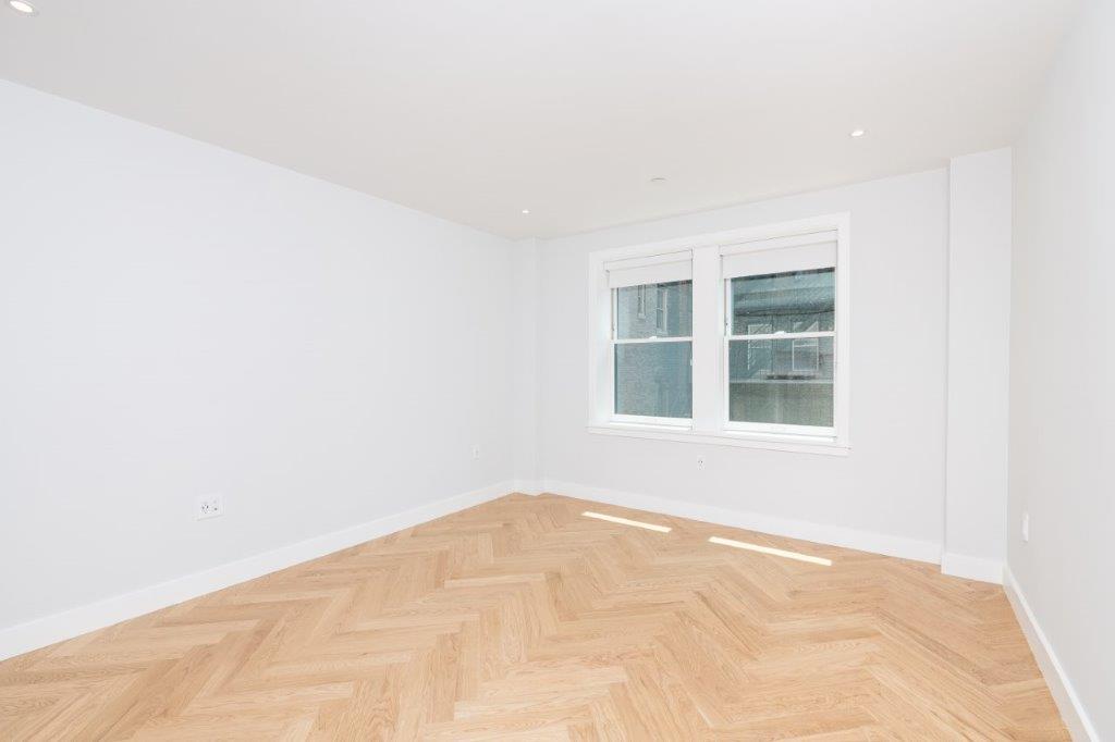 Photos of apartment on Commonwealth Ave.,Boston MA 02116