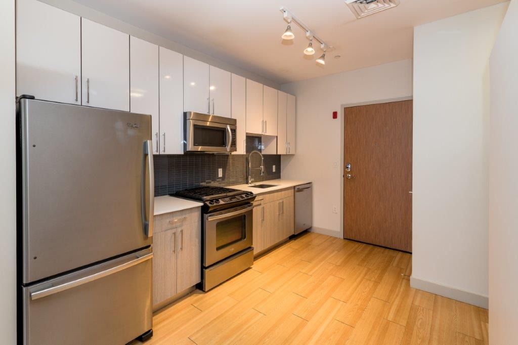 Pictures of  property for rent on D St., Boston, MA 02127