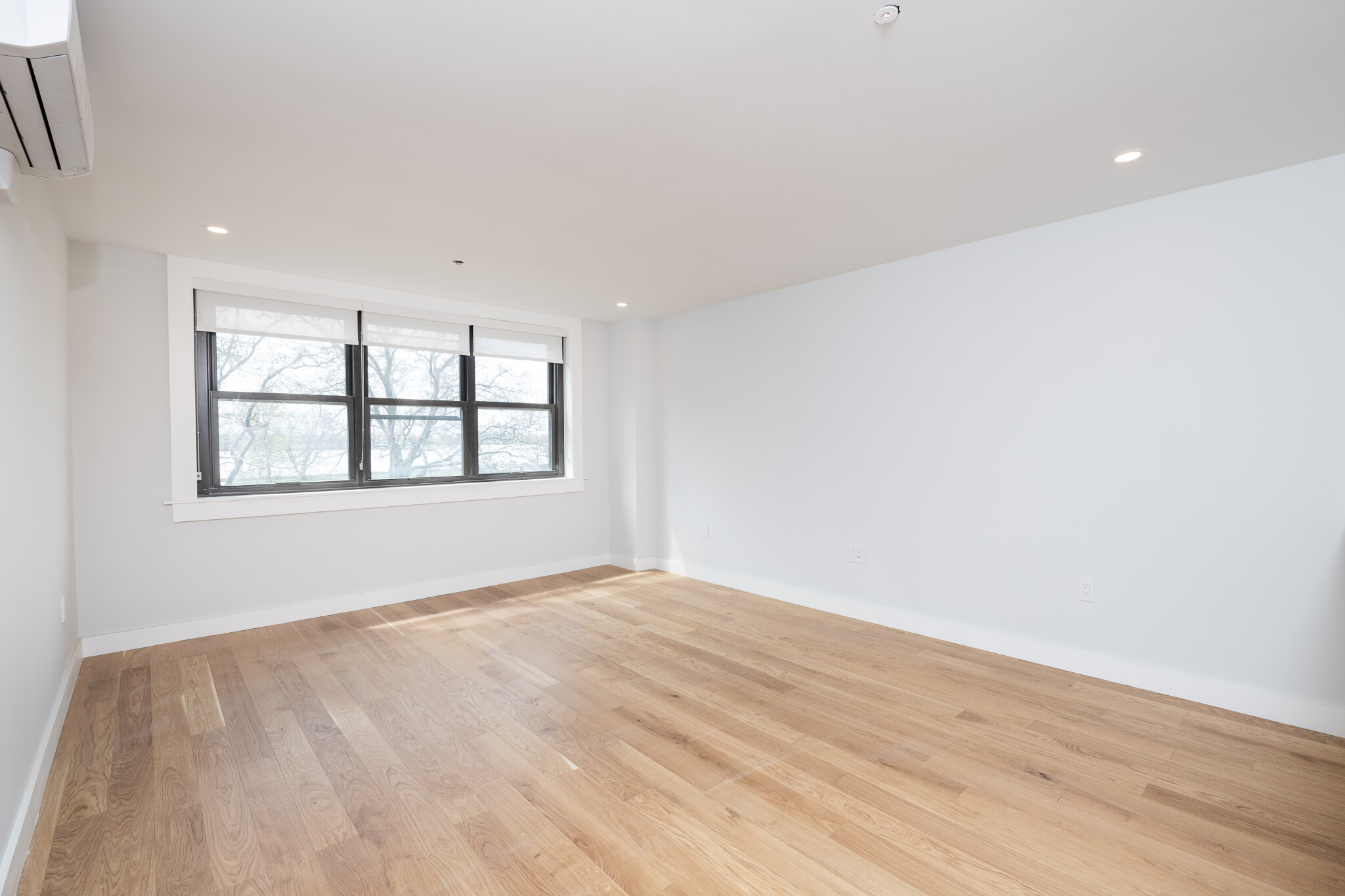 1410 Columbia Rd, South Boston