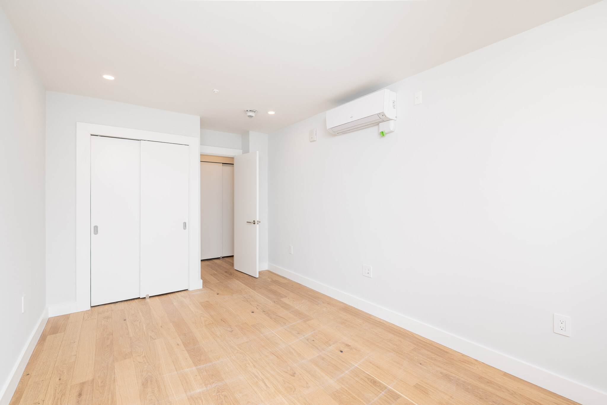 1410 Columbia Rd, South Boston