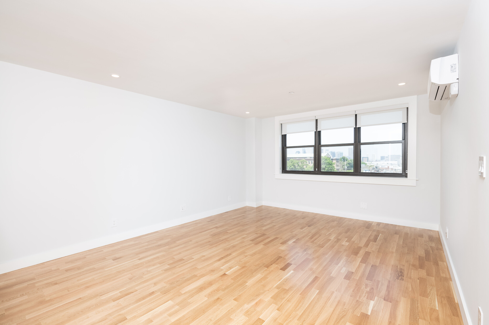 1410.17 Columbia Rd, South Boston