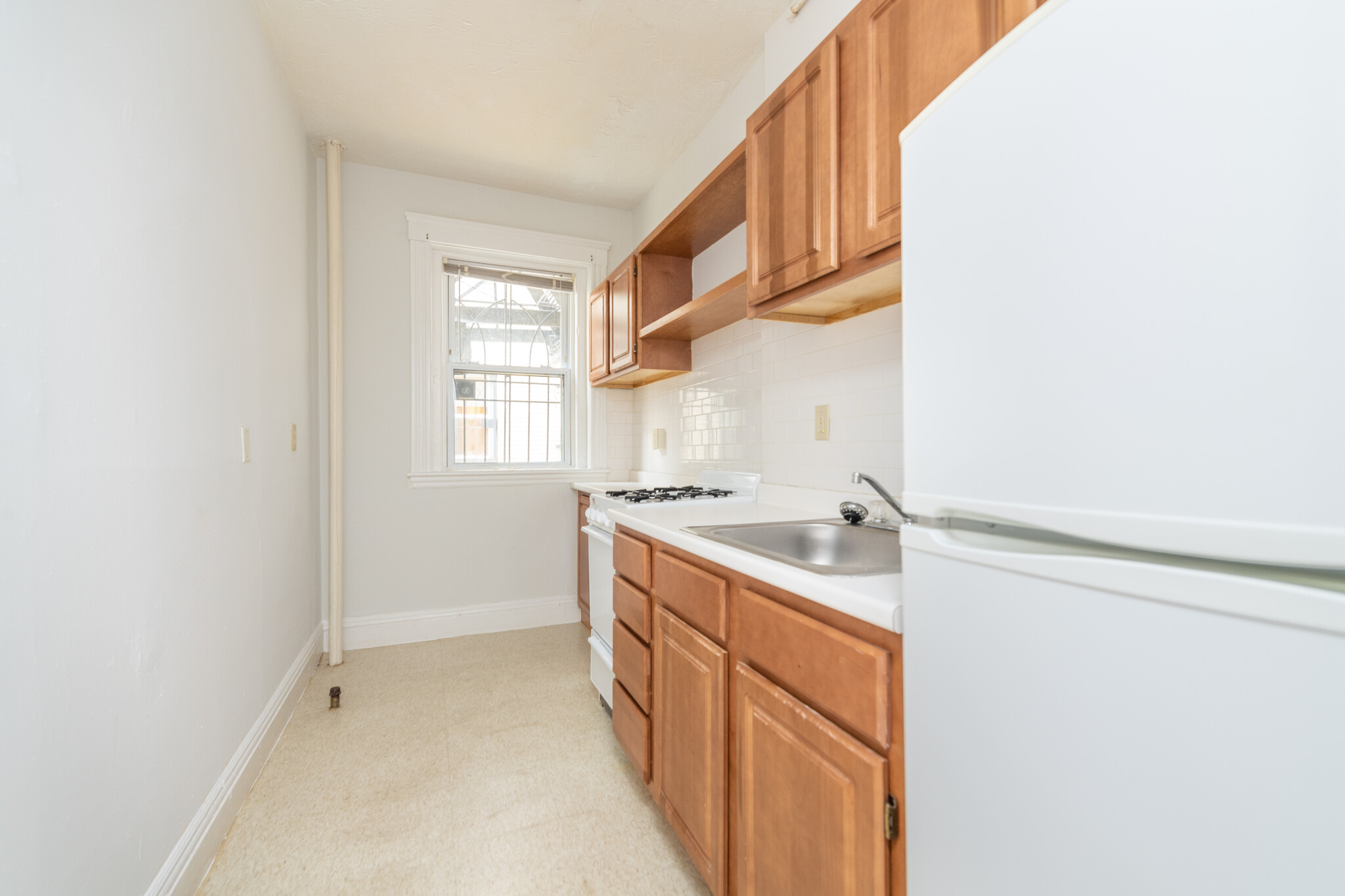 Photos of apartment on Worthington St.,Boston MA 02120