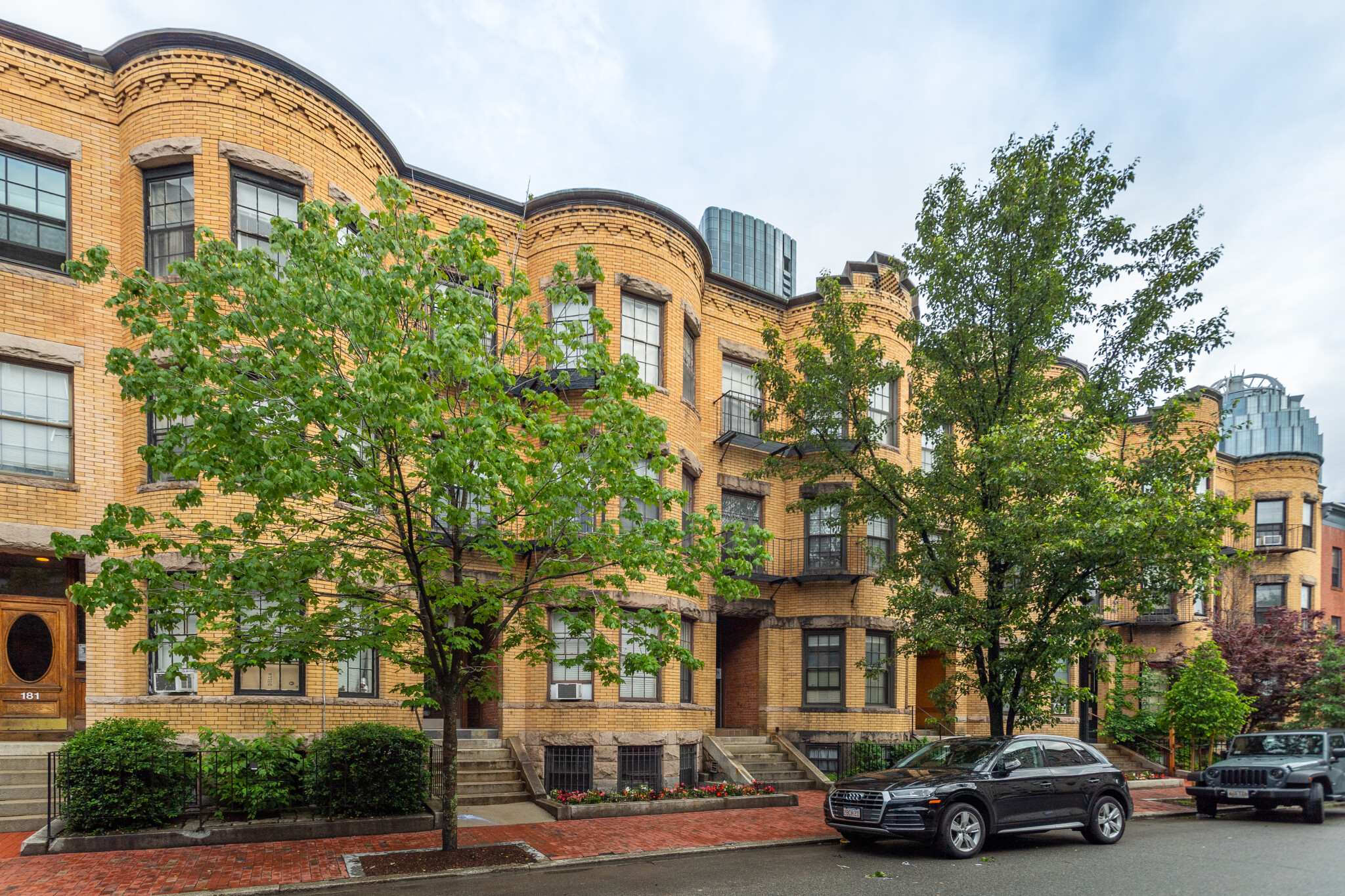 Photos of apartment on Saint Botolph,Boston MA 02115