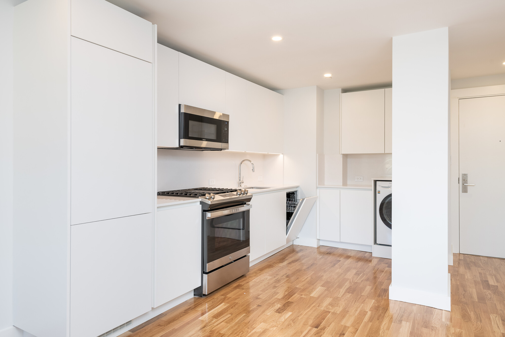 1410 Columbia Rd, South Boston