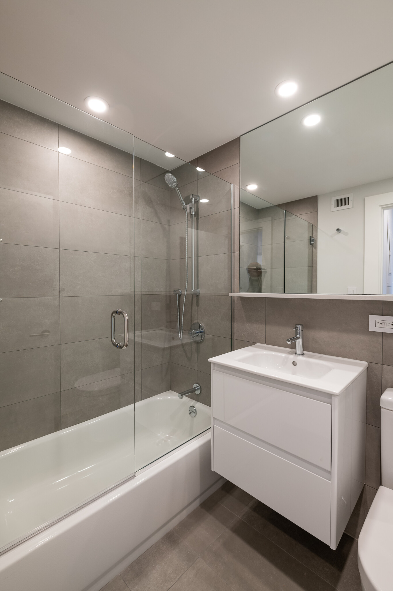 1410 Columbia Rd, South Boston