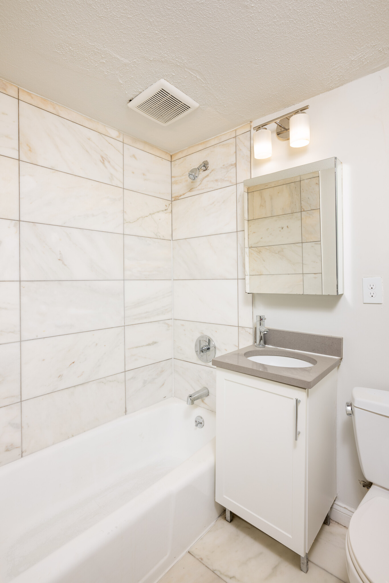 Photos of apartment on Saint Botolph,Boston MA 02115