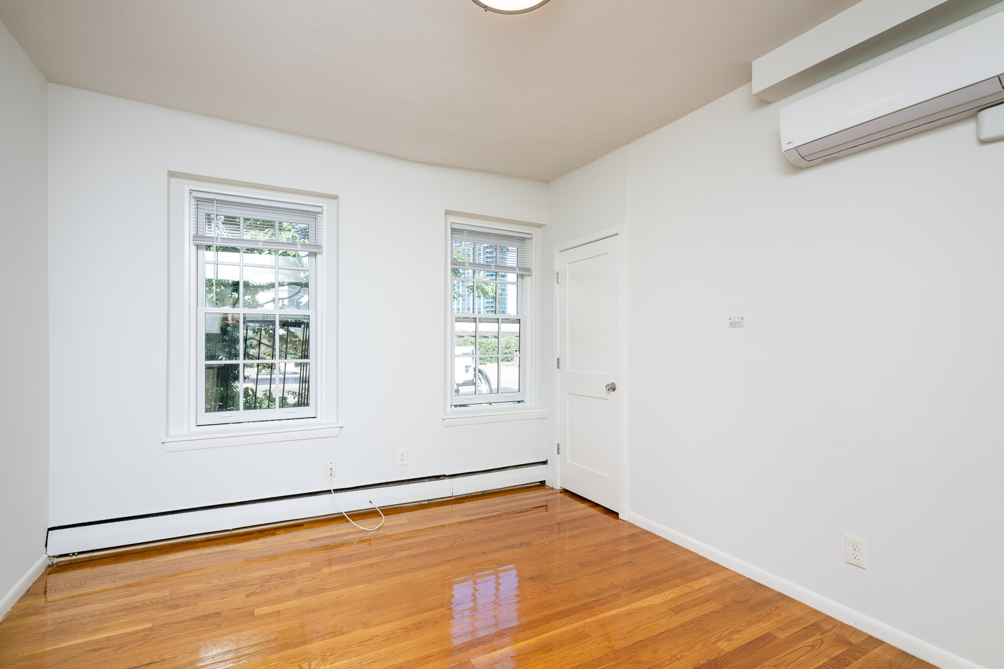 Photos of apartment on Saint Botolph,Boston MA 02115