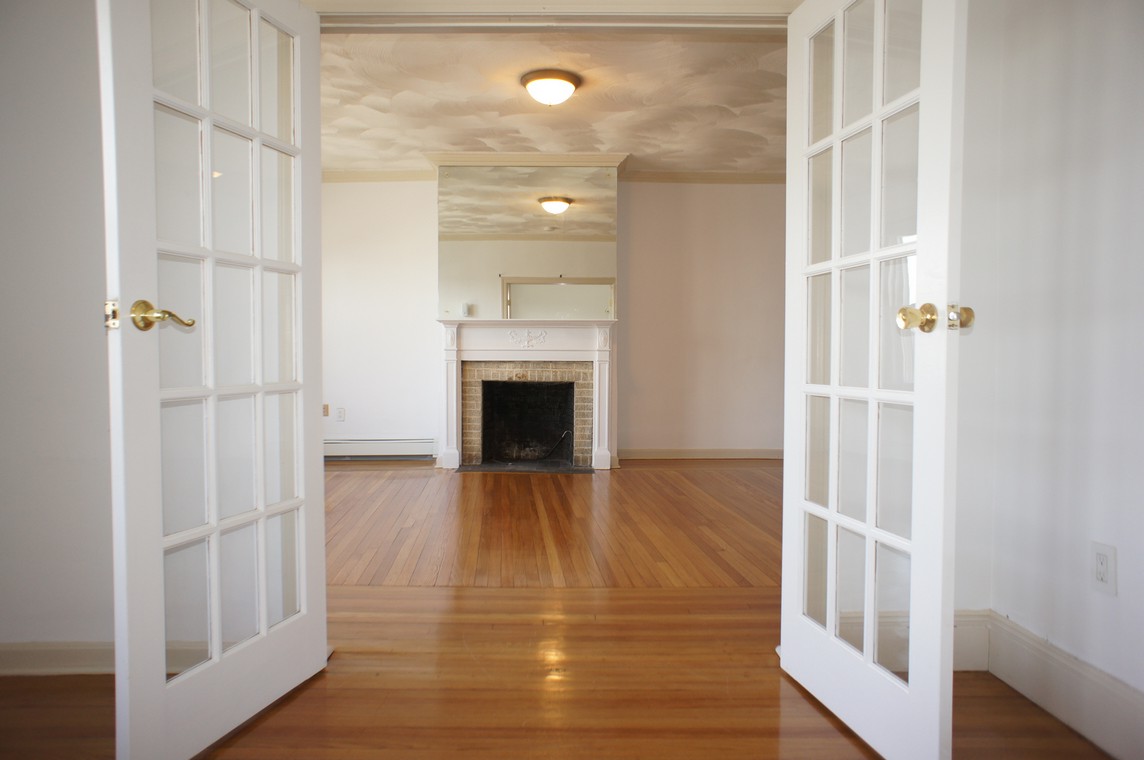 1661 Commonwealth Ave, Brighton