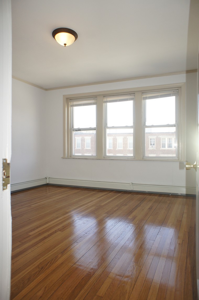 1661 Commonwealth Ave, Brighton