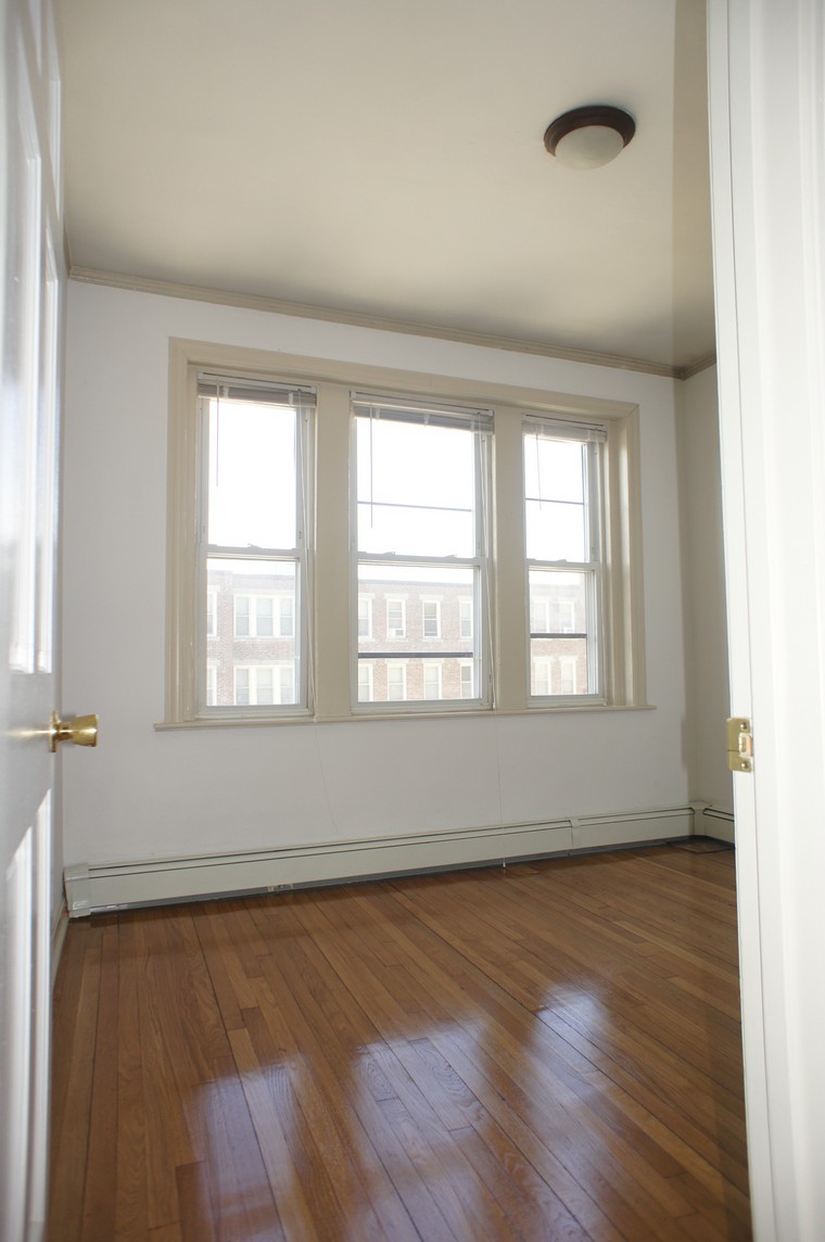 1661 Commonwealth Ave, Brighton