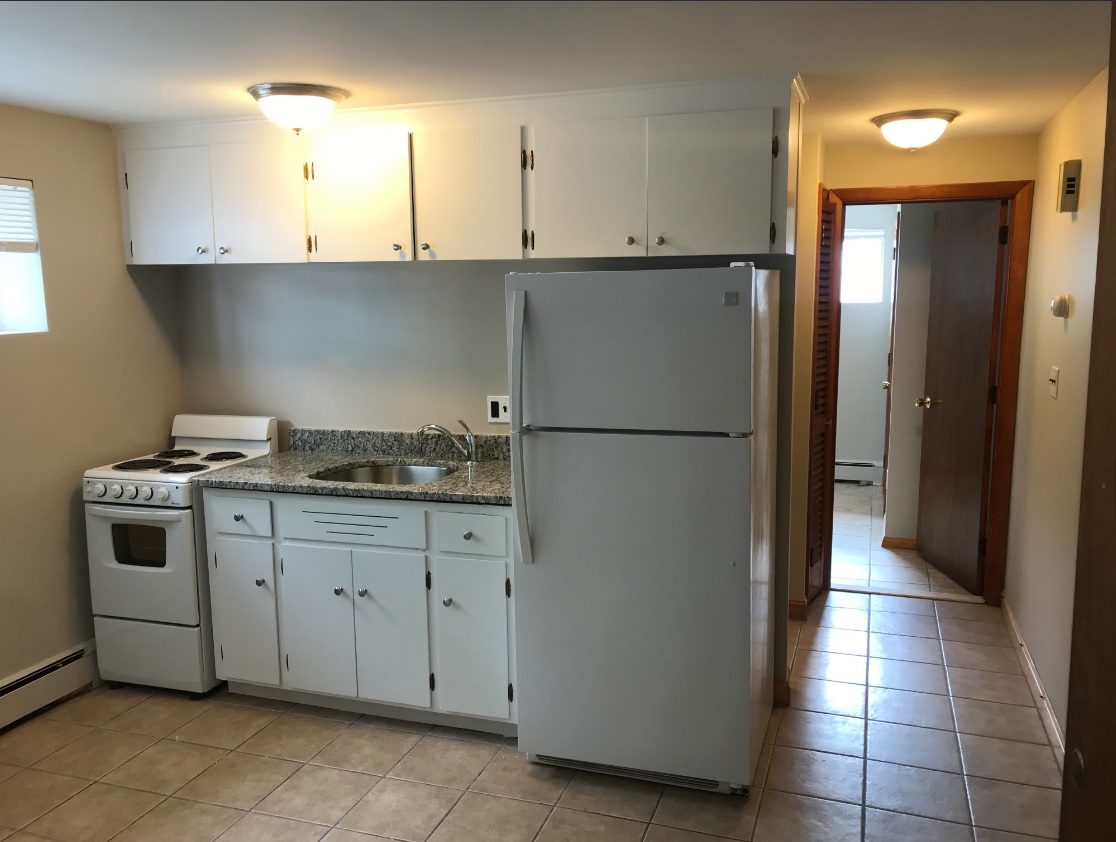 Photos of apartment on Bedford St.,Waltham MA 02453