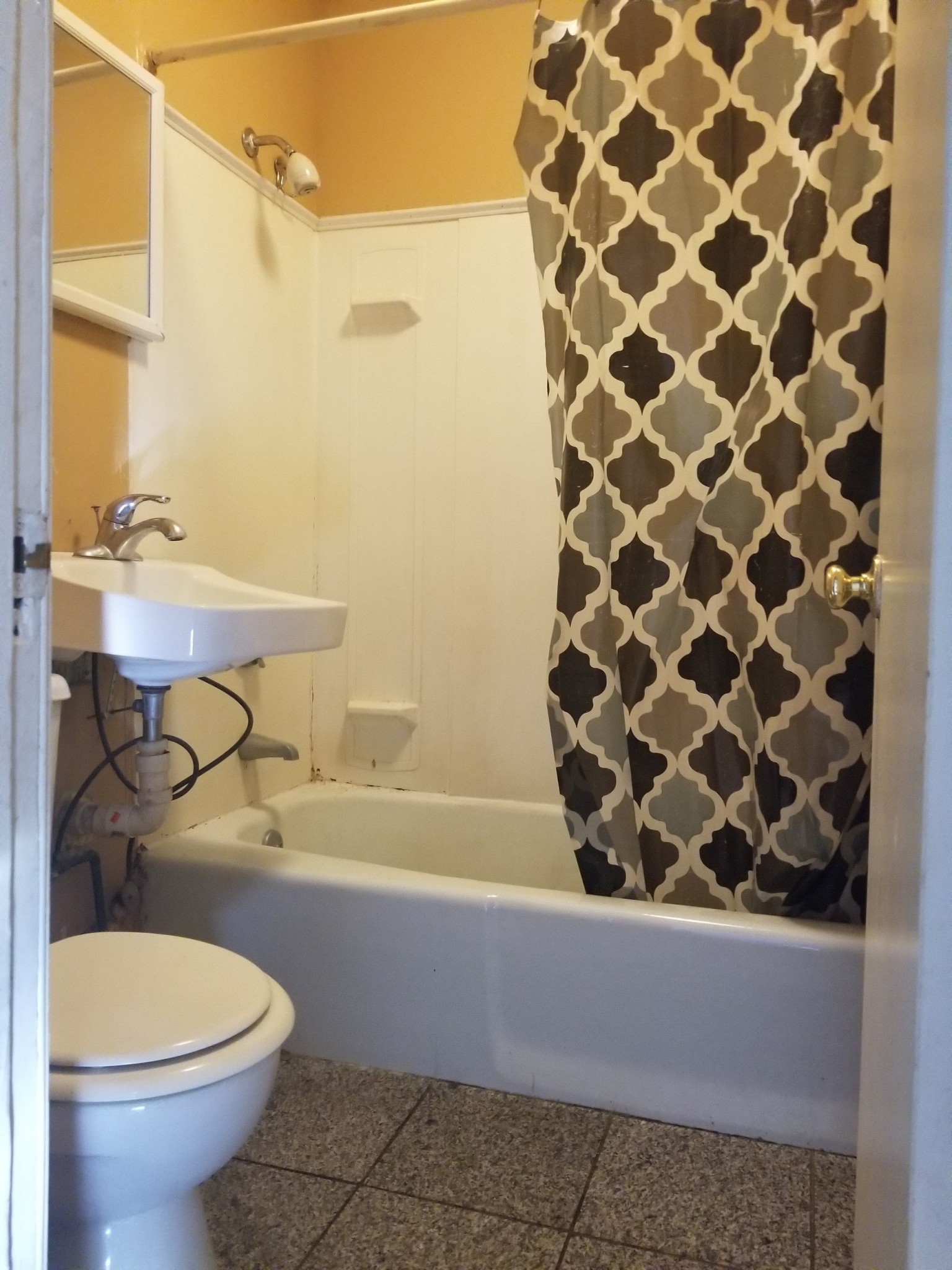 23 Eutaw St, East Boston