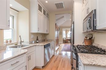 2 bed, 1.5 bath apartment for rent at 588 8th St Unit 3, South Boston — photo 1 of 24