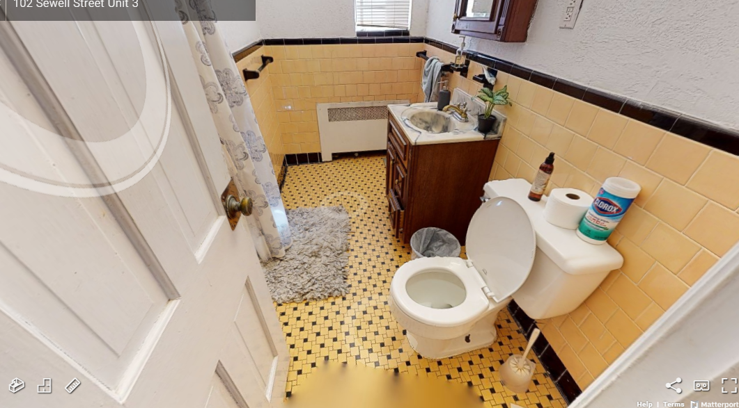 102 Sewall Ave, Coolidge Corner