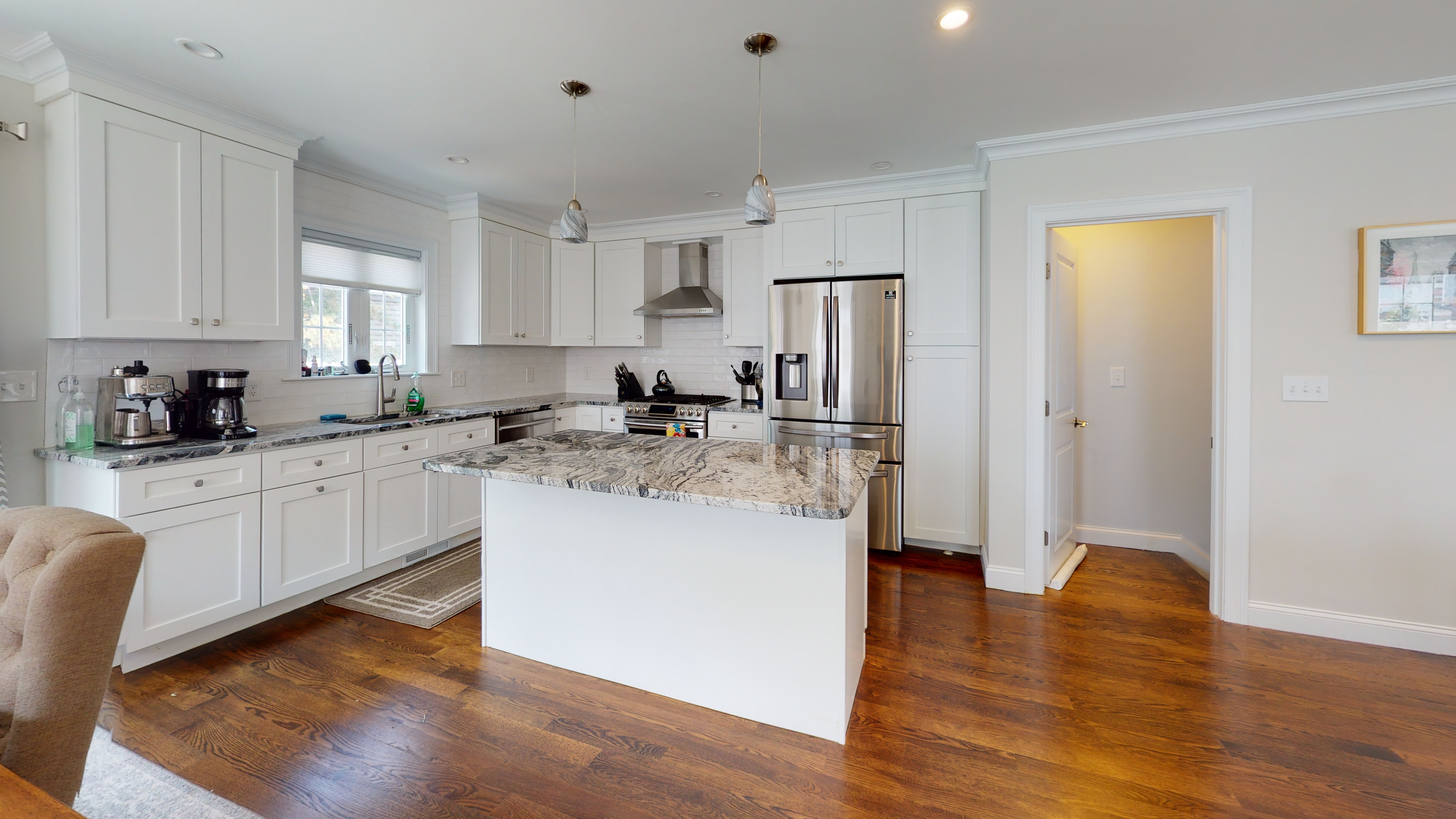 3 bed, 3.5 bath apartment for rent at 11 Myrtle St Unit 1, Watertown — photo 2 of 21