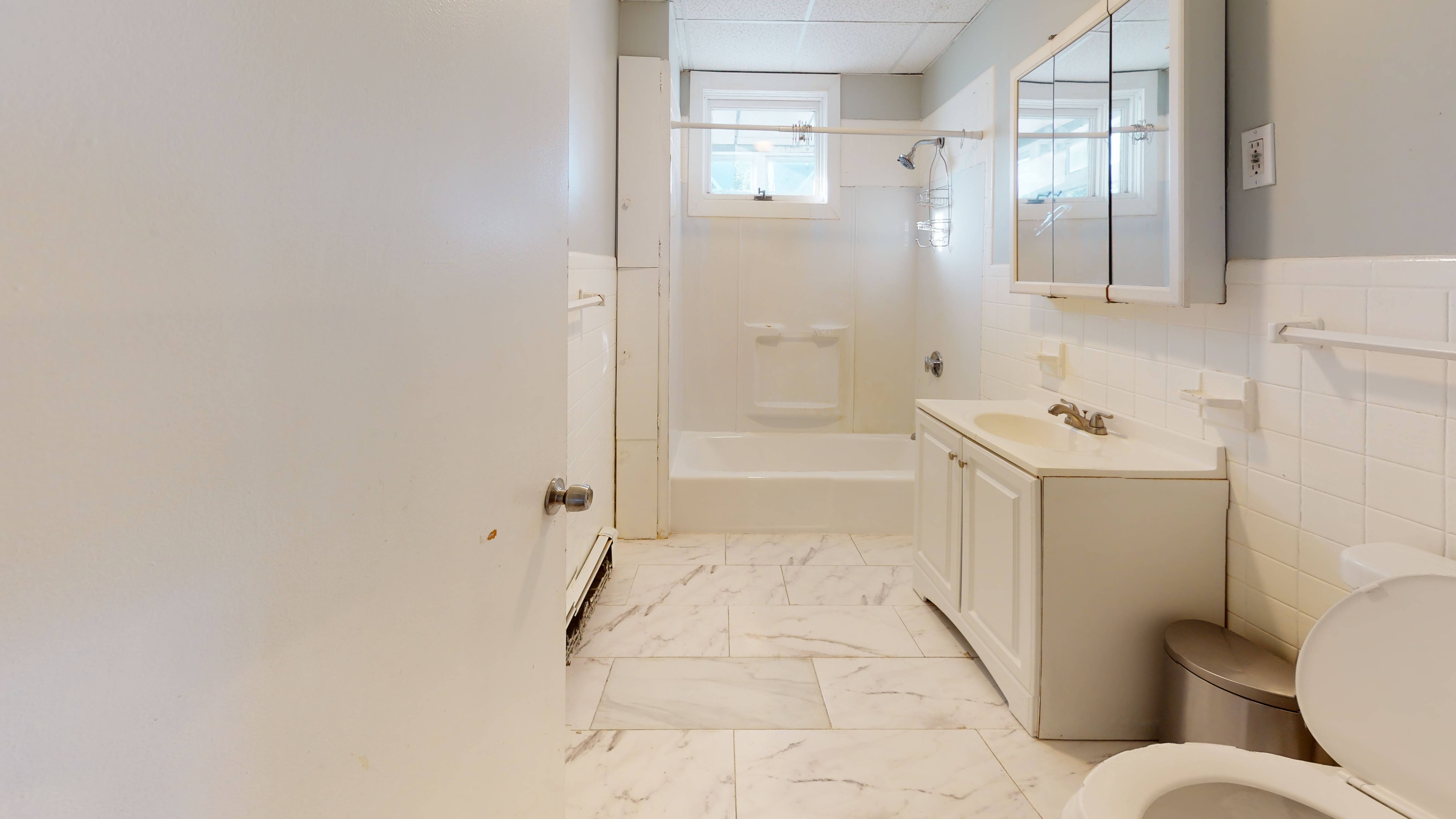 3 bed, 1 bath apartment for rent at 18 Woodward St Unit 1, Everett — photo 17 of 19