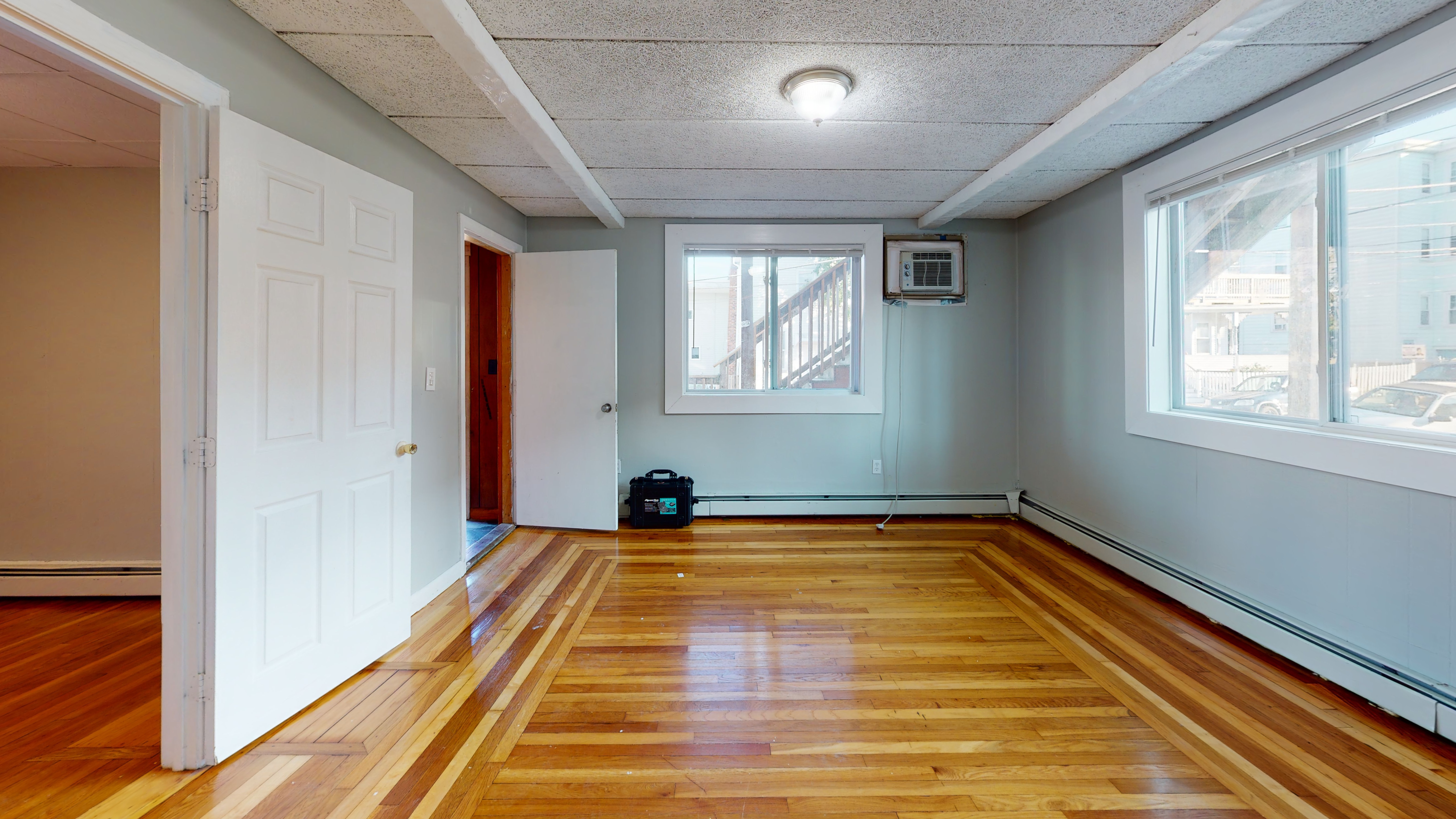 3 bed, 1 bath apartment for rent at 18 Woodward St Unit 1, Everett — photo 1 of 19