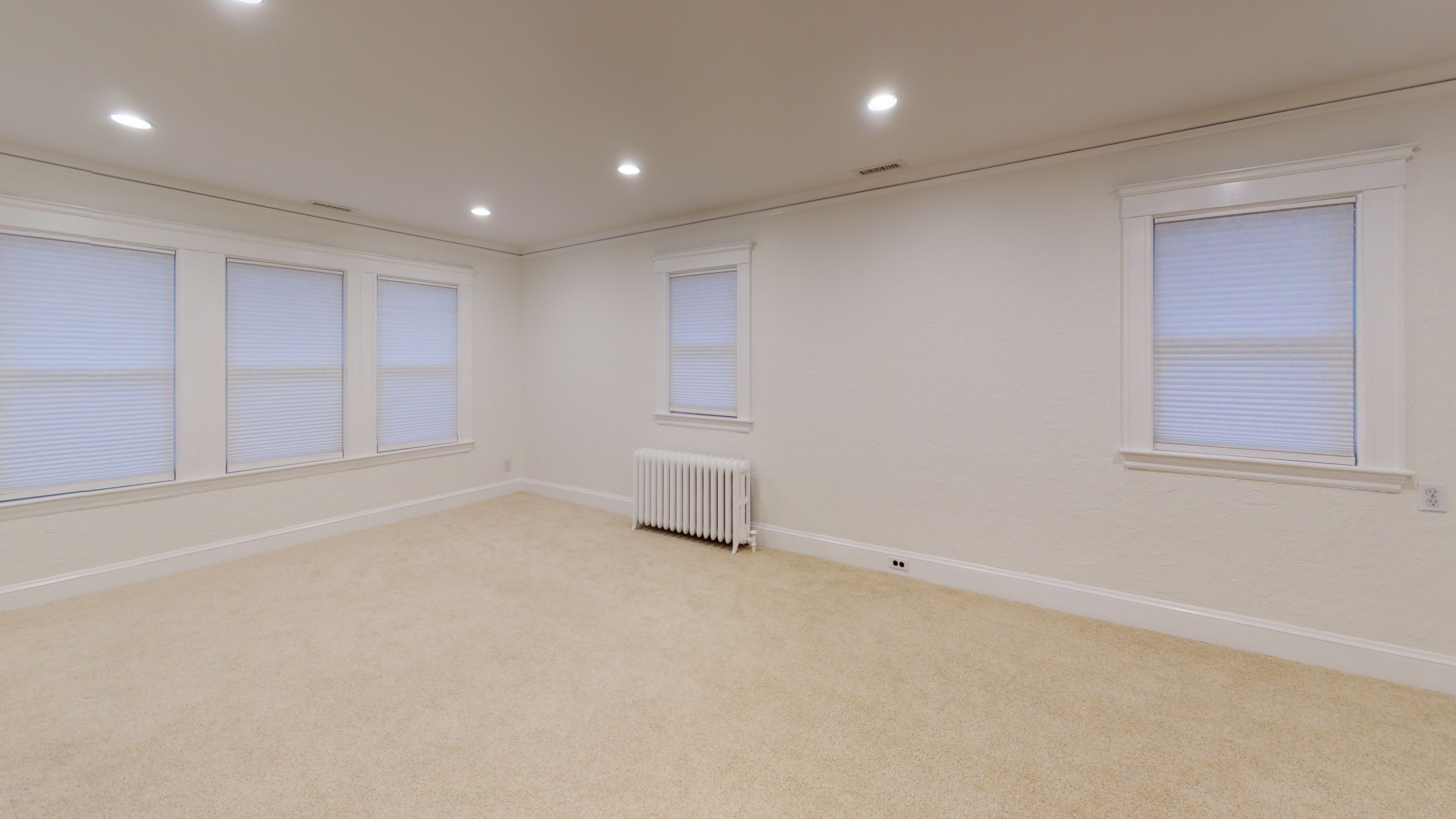 2.5 bed, 1 bath apartment for rent at 60 Greycliff Rd Unit 5, Brighton — photo 3 of 8