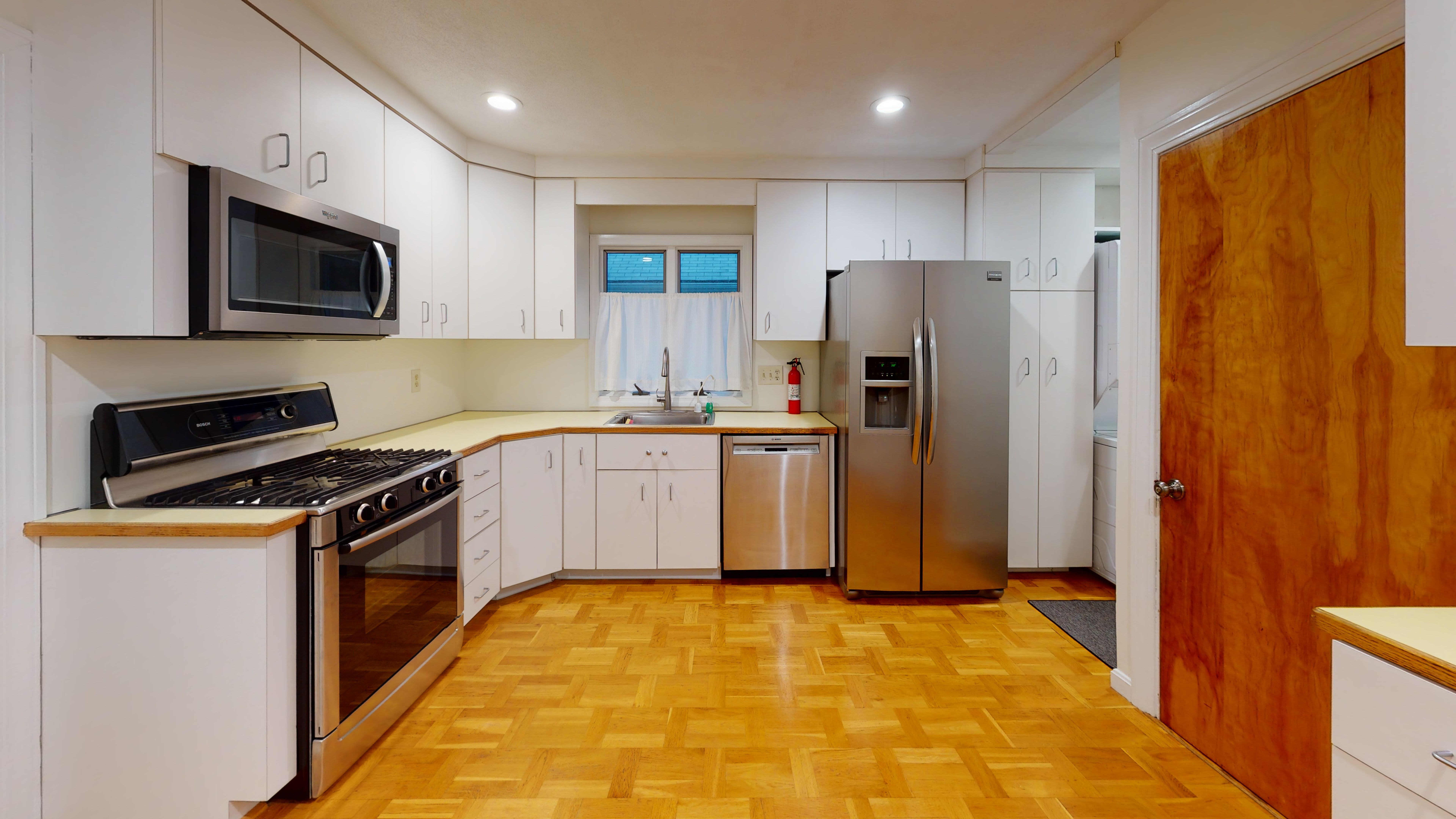 2.5 bed, 1 bath apartment for rent at 60 Greycliff Rd Unit 5, Brighton