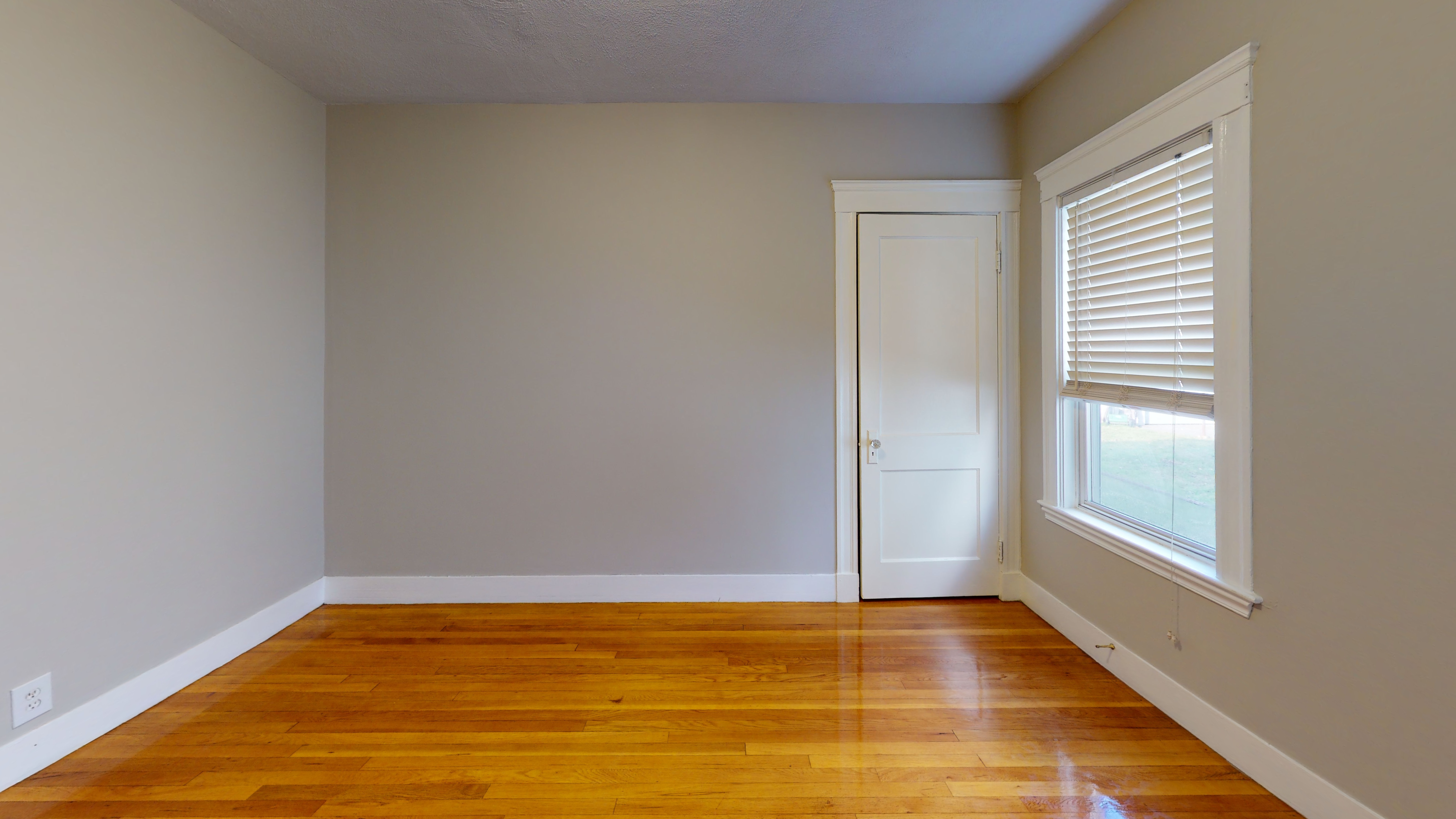 3 bed, 1 bath apartment for rent at 72-74 Harlow St Unit 72, Arlington — photo 5 of 9