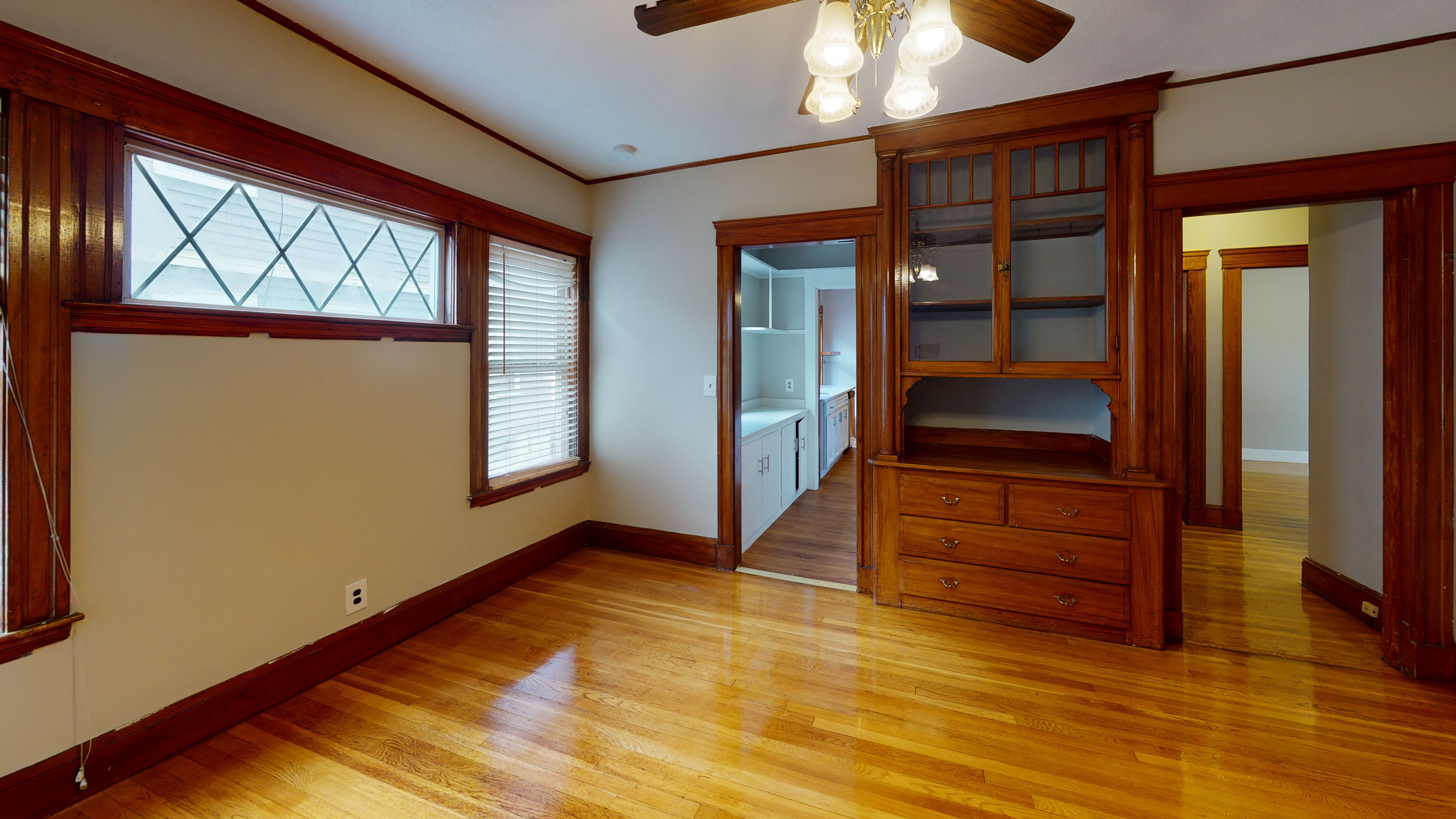3 bed, 1 bath apartment for rent at 72-74 Harlow St Unit 72, Arlington — photo 2 of 9
