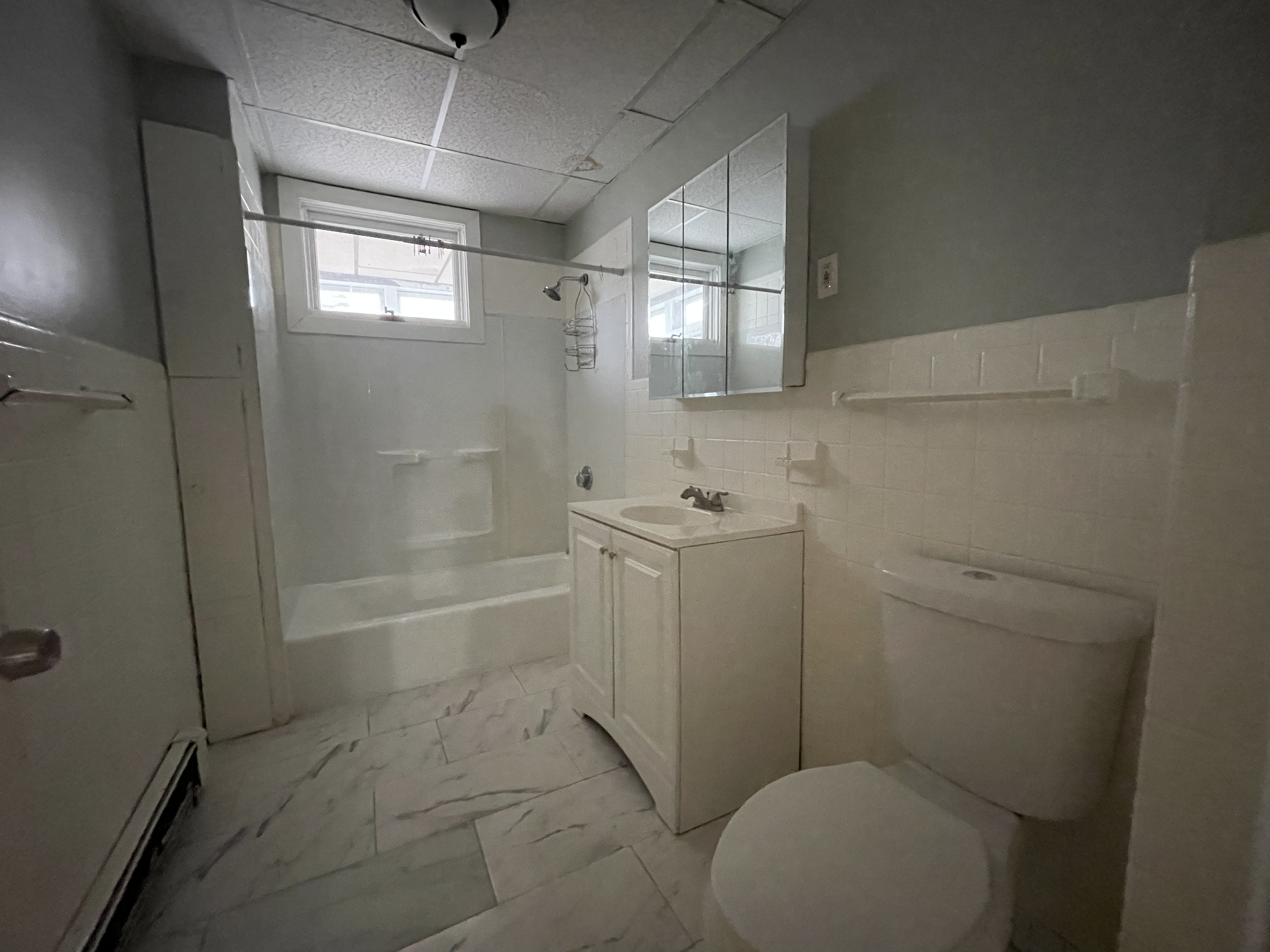 3 bed, 1 bath apartment for rent at 18 Woodward St Unit 1, Everett — photo 5 of 19