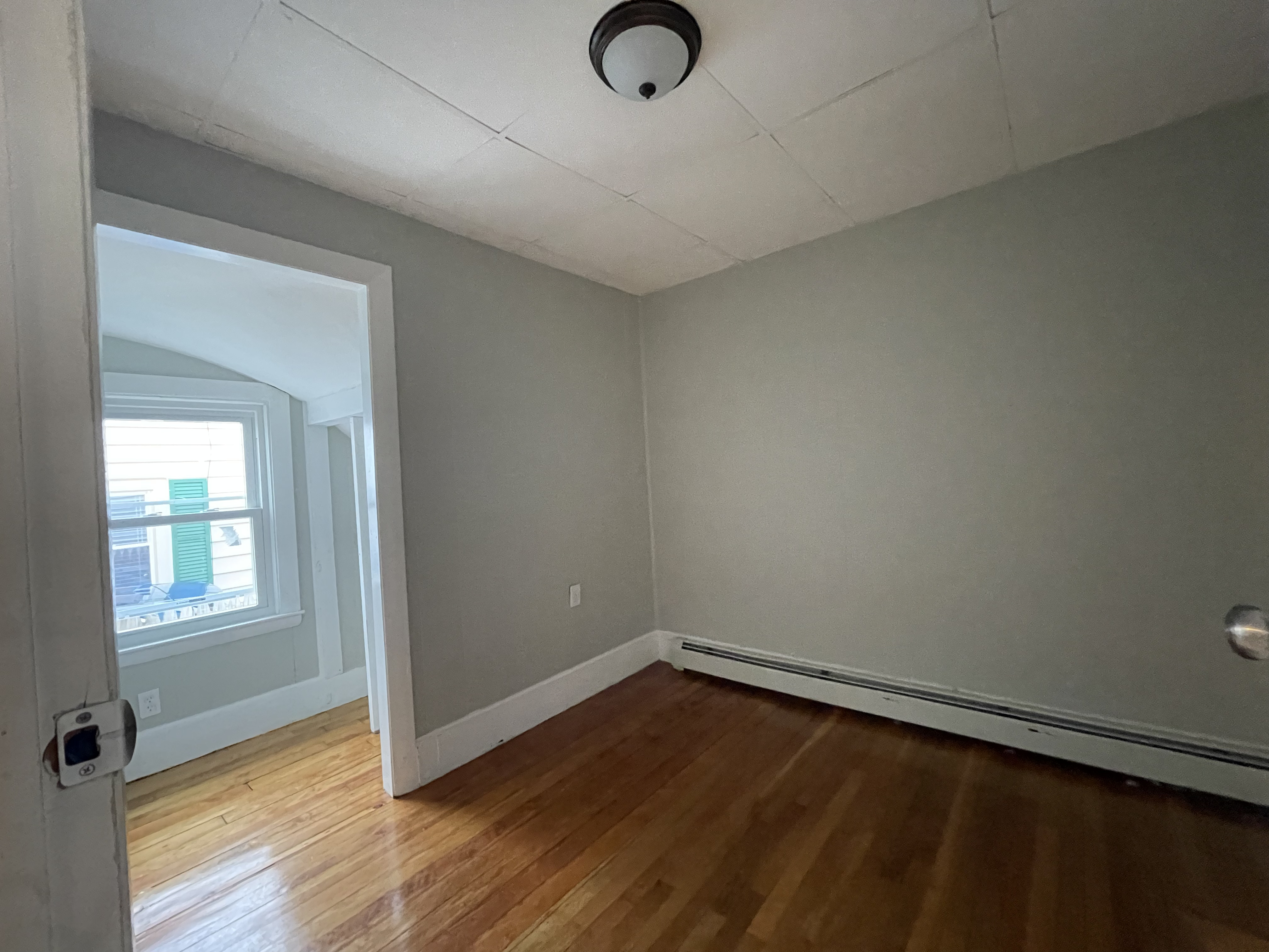 3 bed, 1 bath apartment for rent at 18 Woodward St Unit 1, Everett — photo 4 of 19