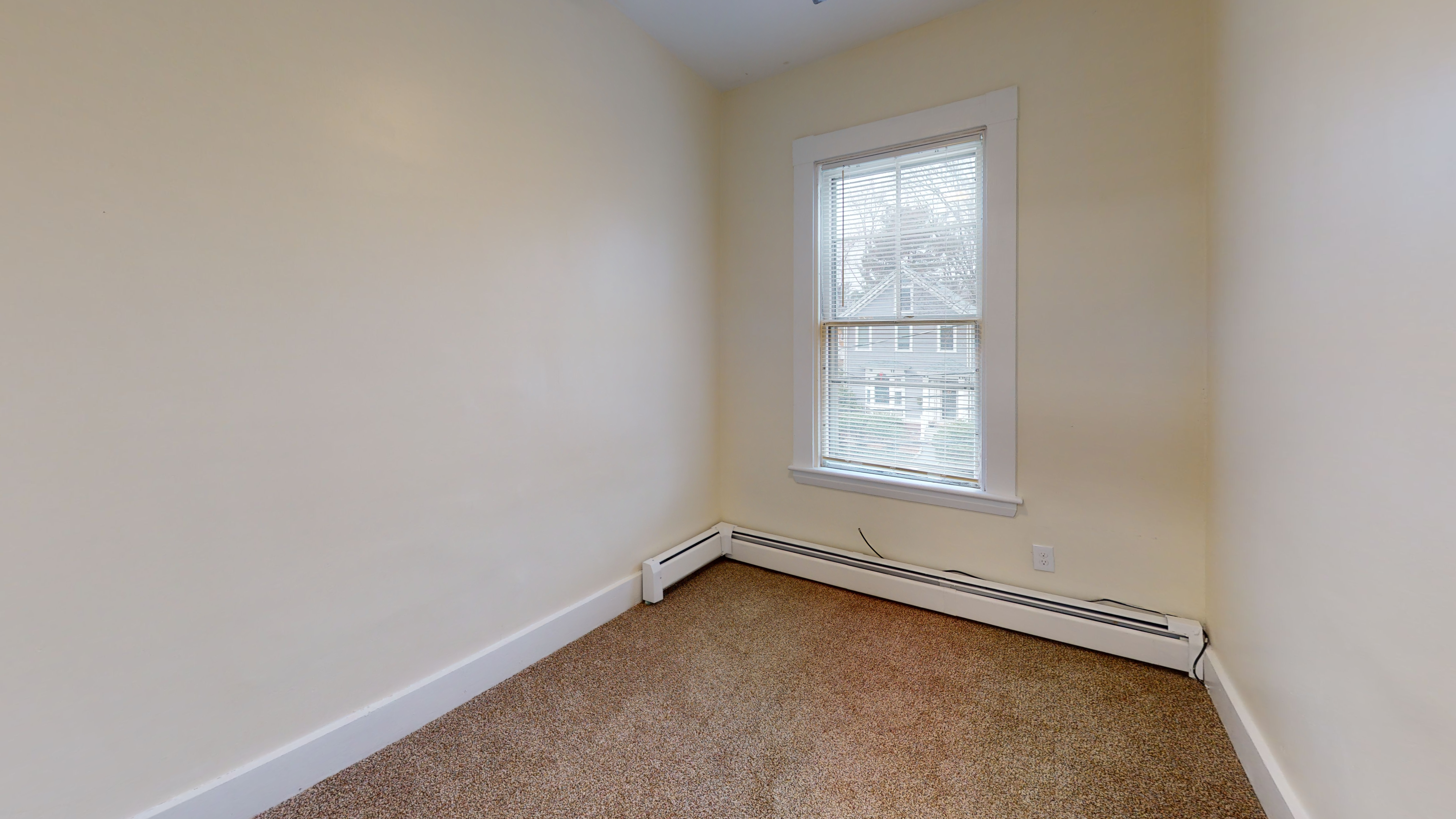 3 bed, 1 bath apartment for rent at 69 Holworthy St Unit 2, West Cambridge — photo 7 of 9