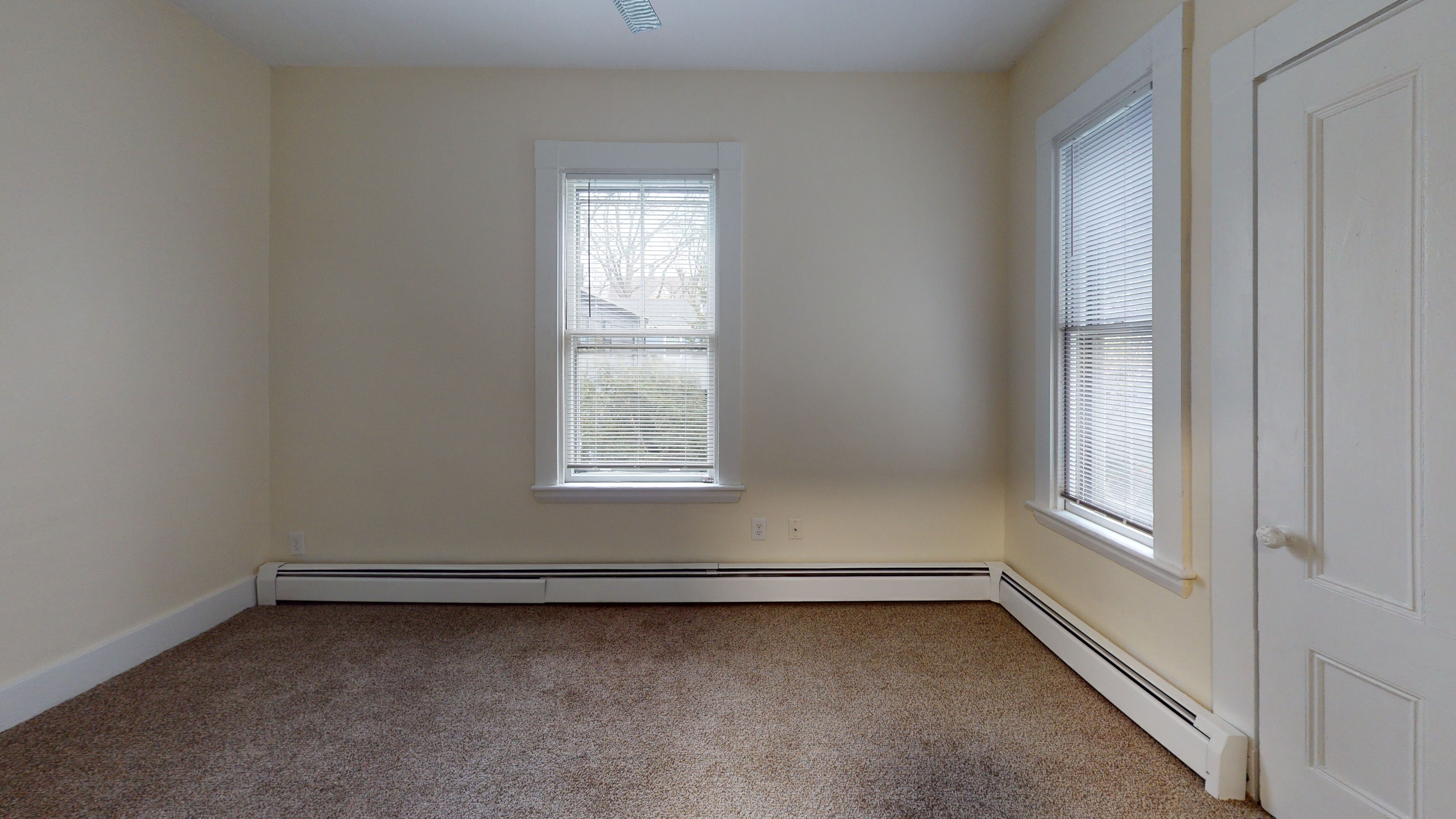 3 bed, 1 bath apartment for rent at 69 Holworthy St Unit 2, West Cambridge — photo 6 of 9