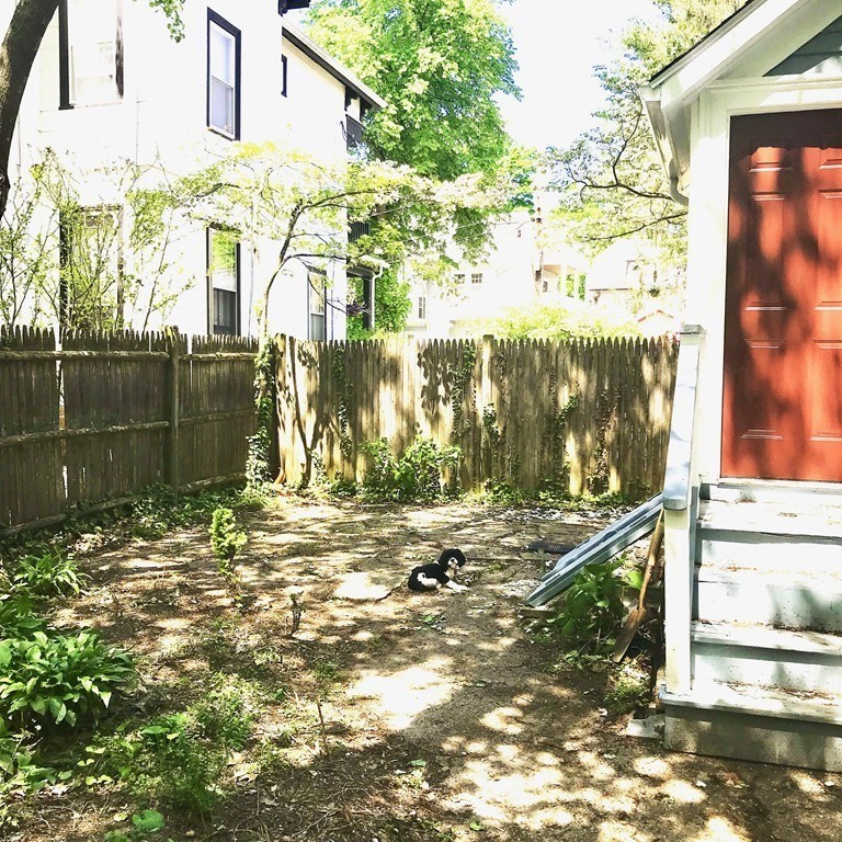 3 bed, 2 bath apartment for rent at 22 Thomas St Unit 2, Jamaica Plain — photo 13 of 13