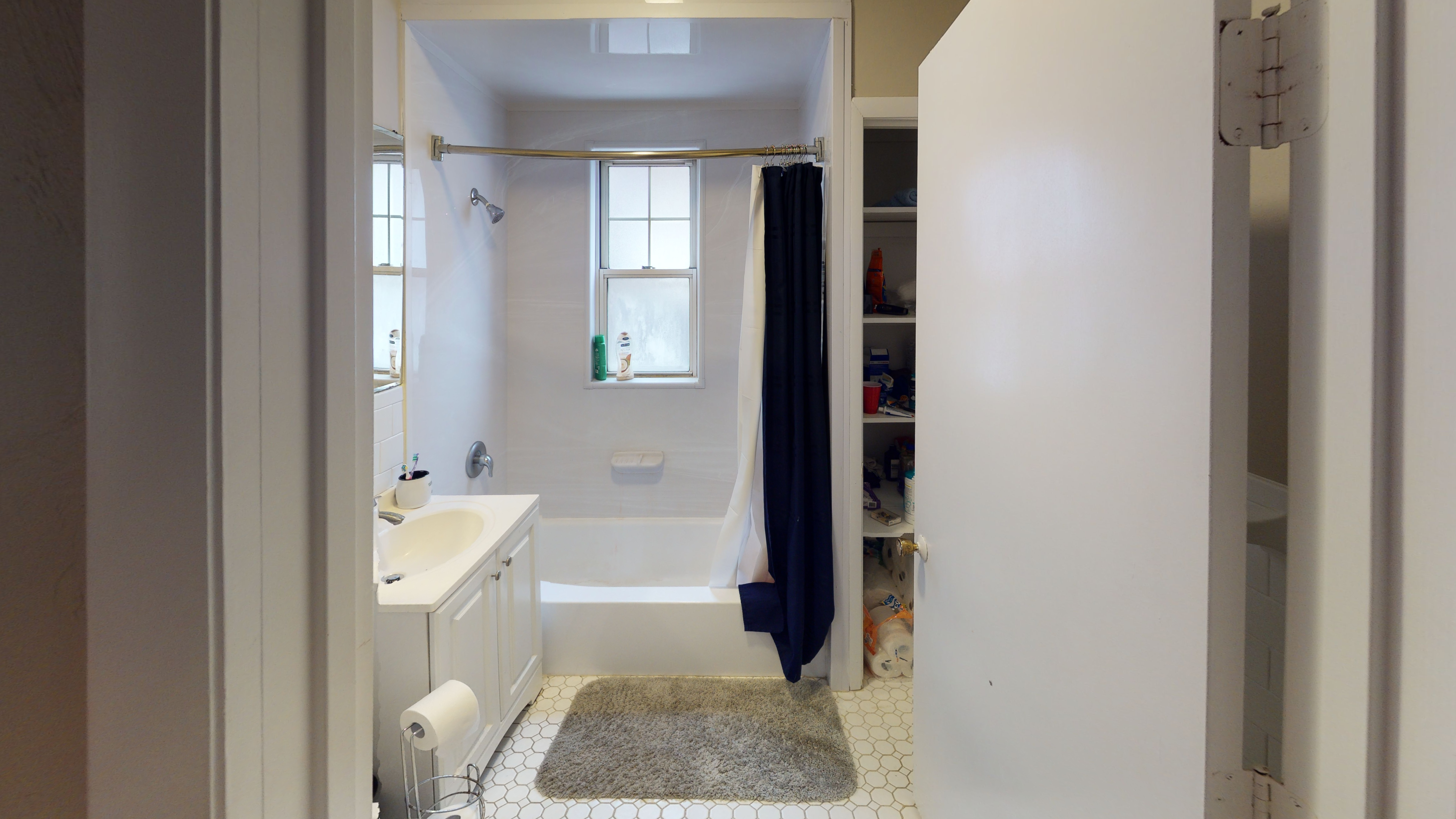 111 Highland Rd, Ball Square