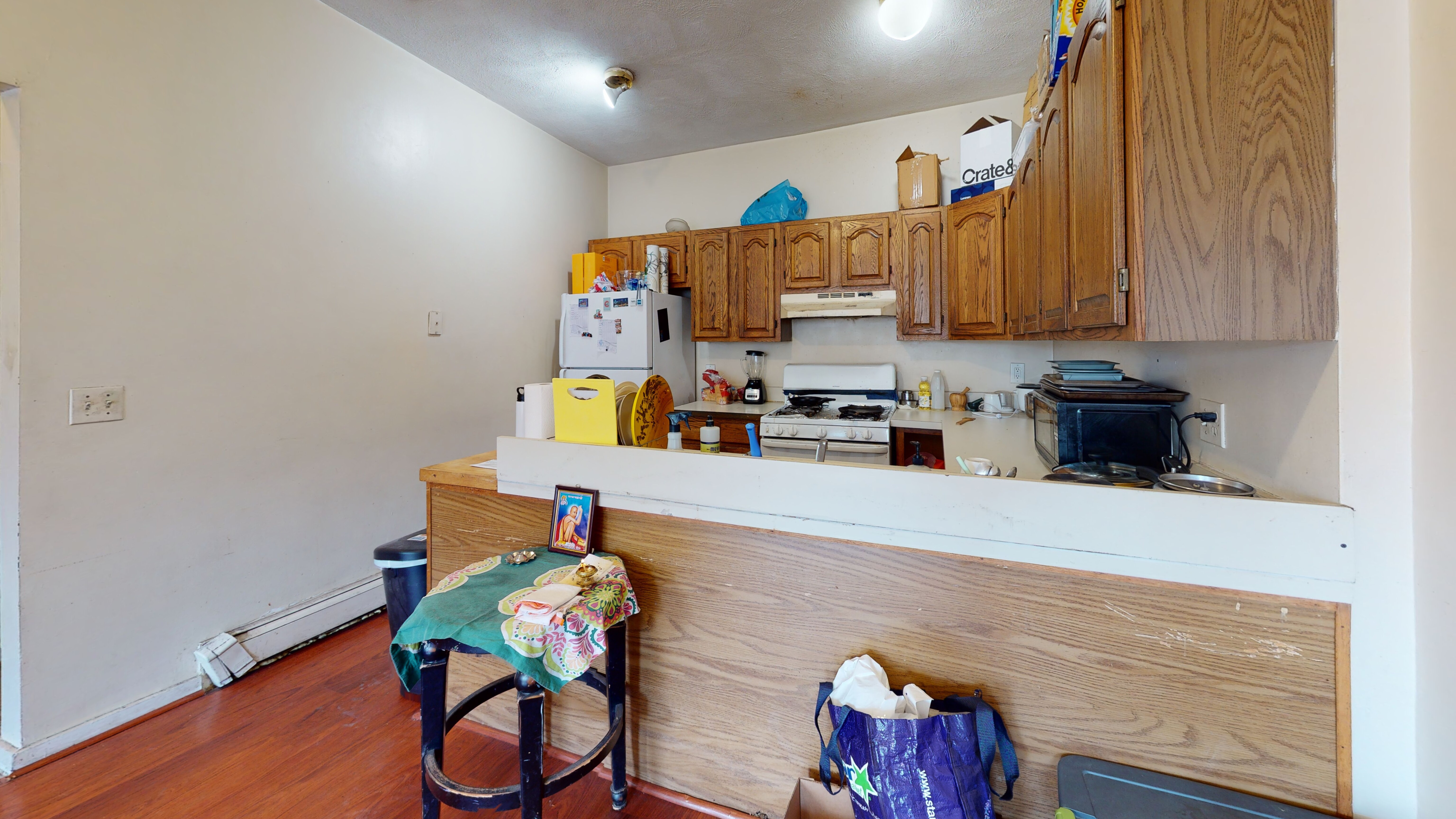 18 South Huntington Ave, Jamaica Plain