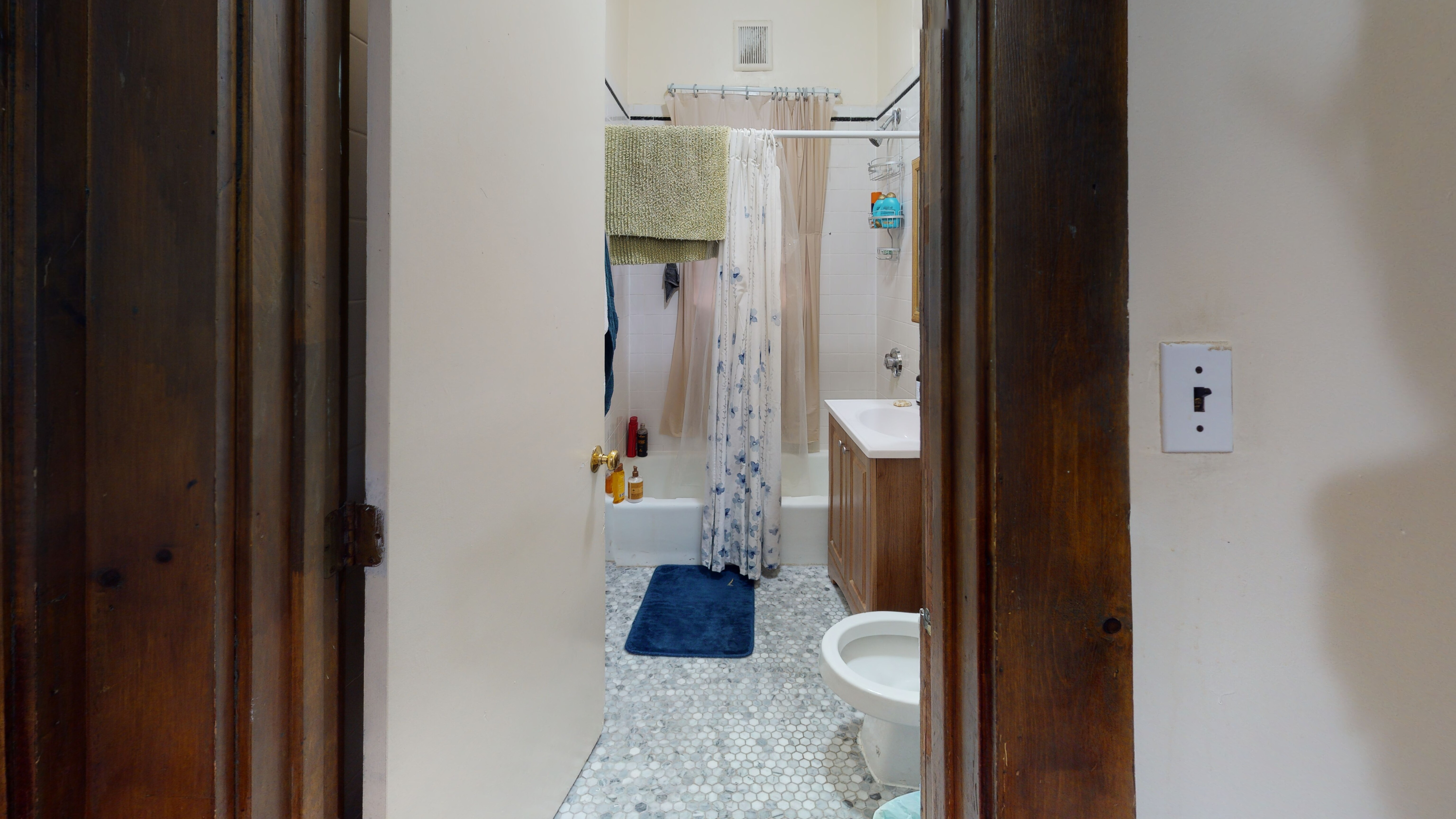 40 Mozart St, Jamaica Plain