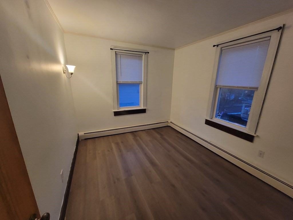 20 22 Holmes St, Malden