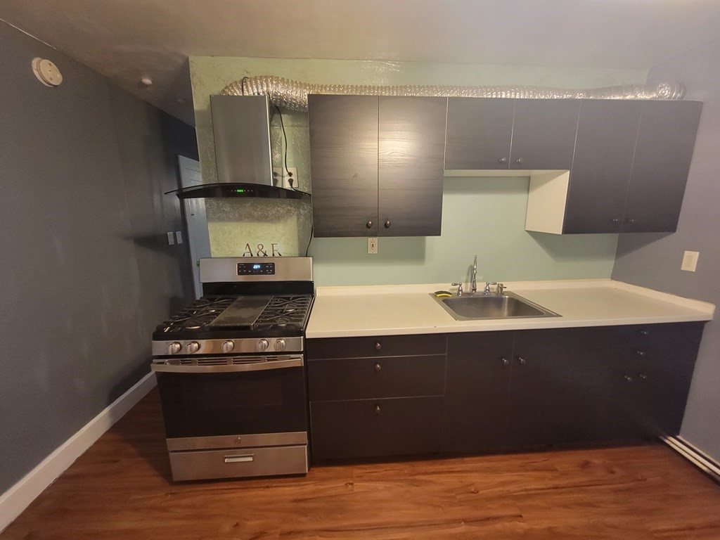 20 22 Holmes St, Malden