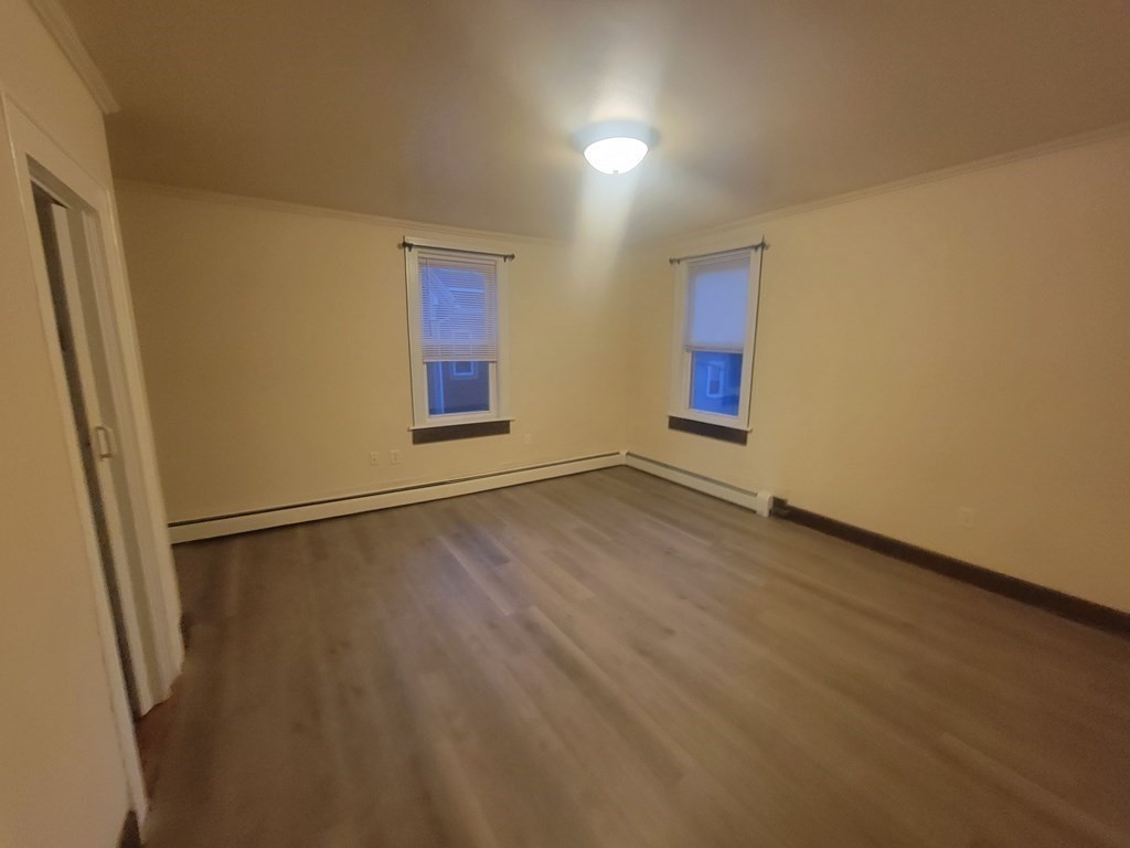 20 22 Holmes St, Malden